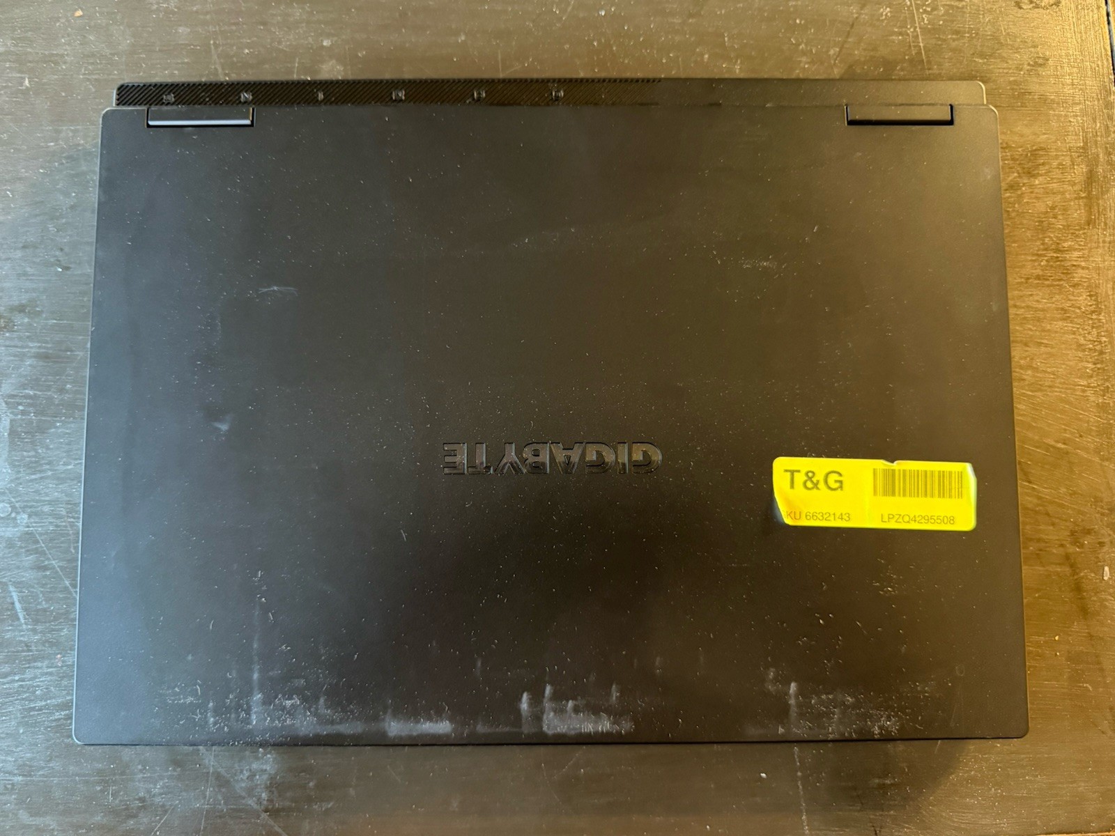Gigabyte Gaming Laptop A16 i7-13620H NiVidia GeForce RTX 5060 1TB SSD 16GB RAM
