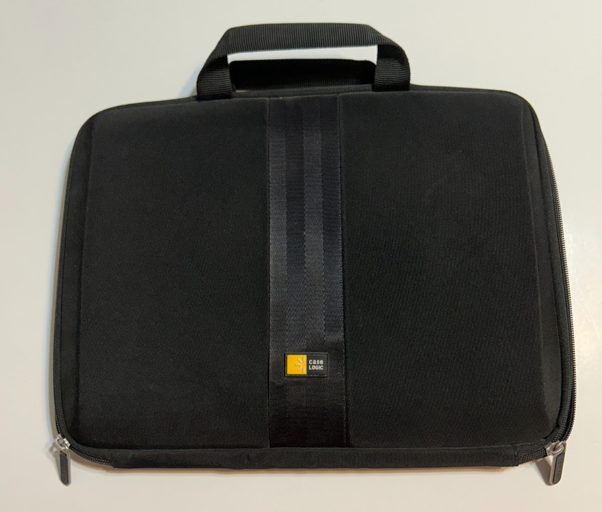 CASE LOGIC * Molded Laptop Sleeve * Black * 13.5 x 10 in * NWOT