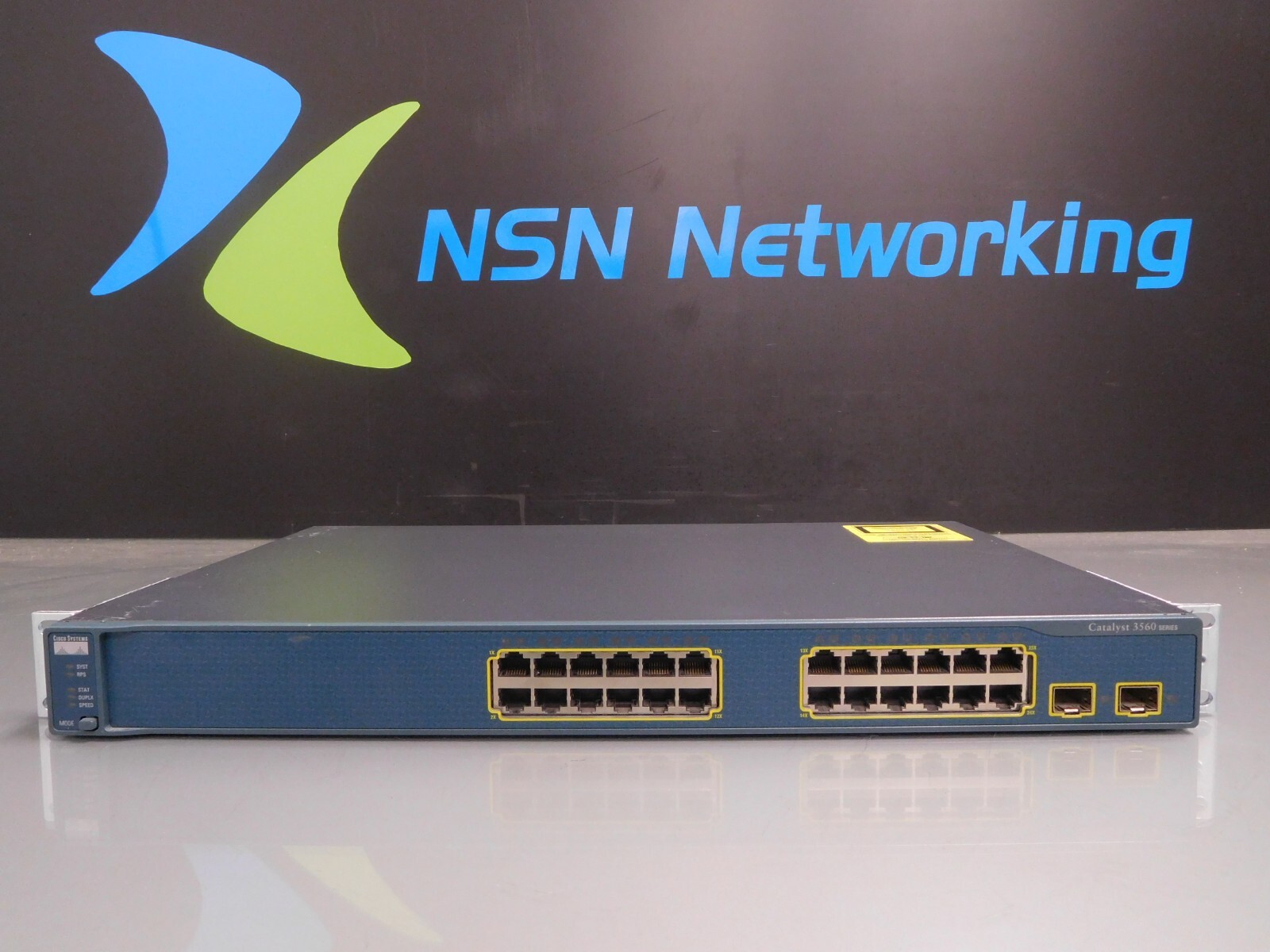Cisco Catalyst 3560 WS-C3560-24TS-S V05 24-Port 10/100 Ethernet Switch