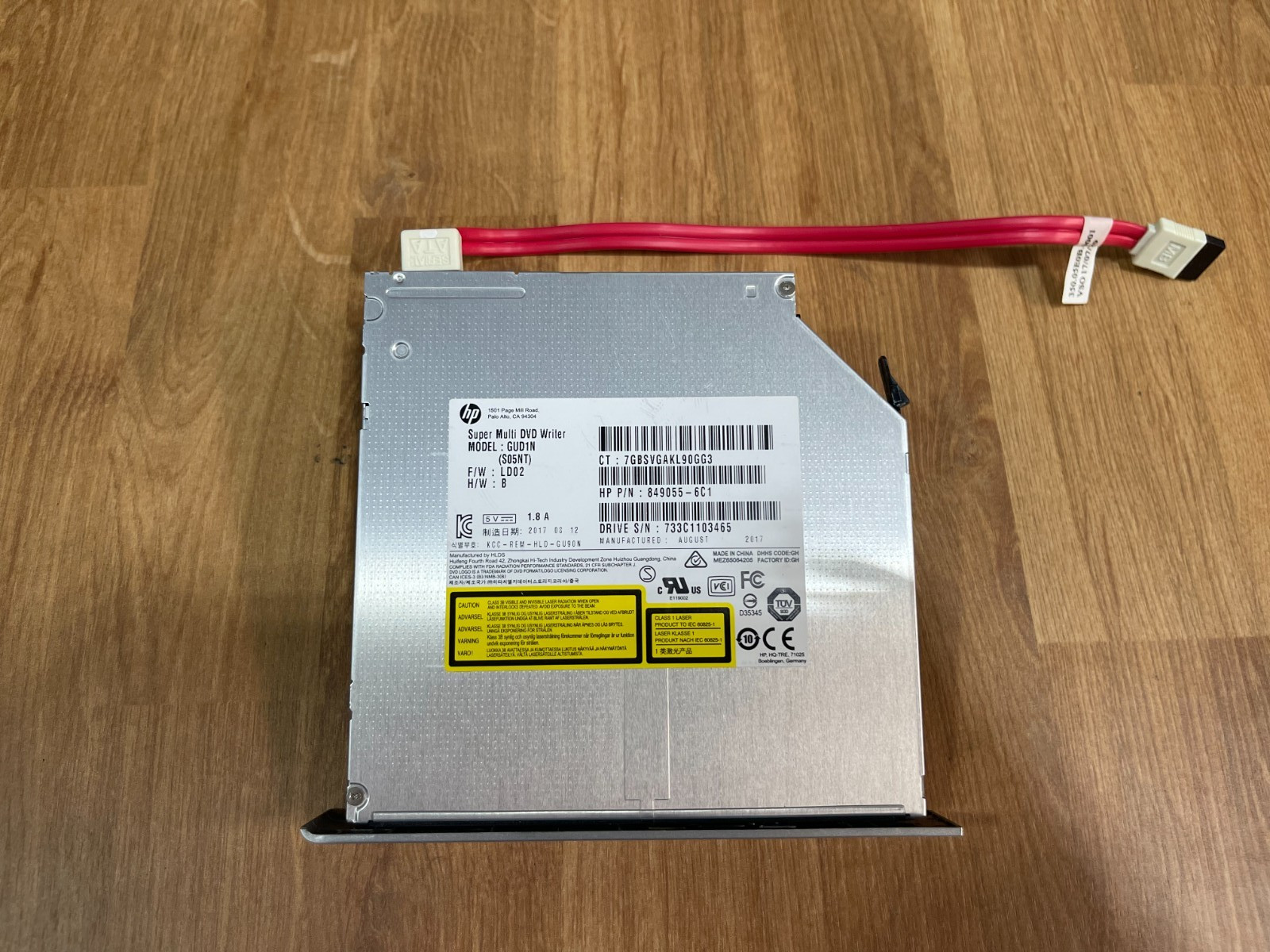 HP Super Multi DVD Writer GUD1N