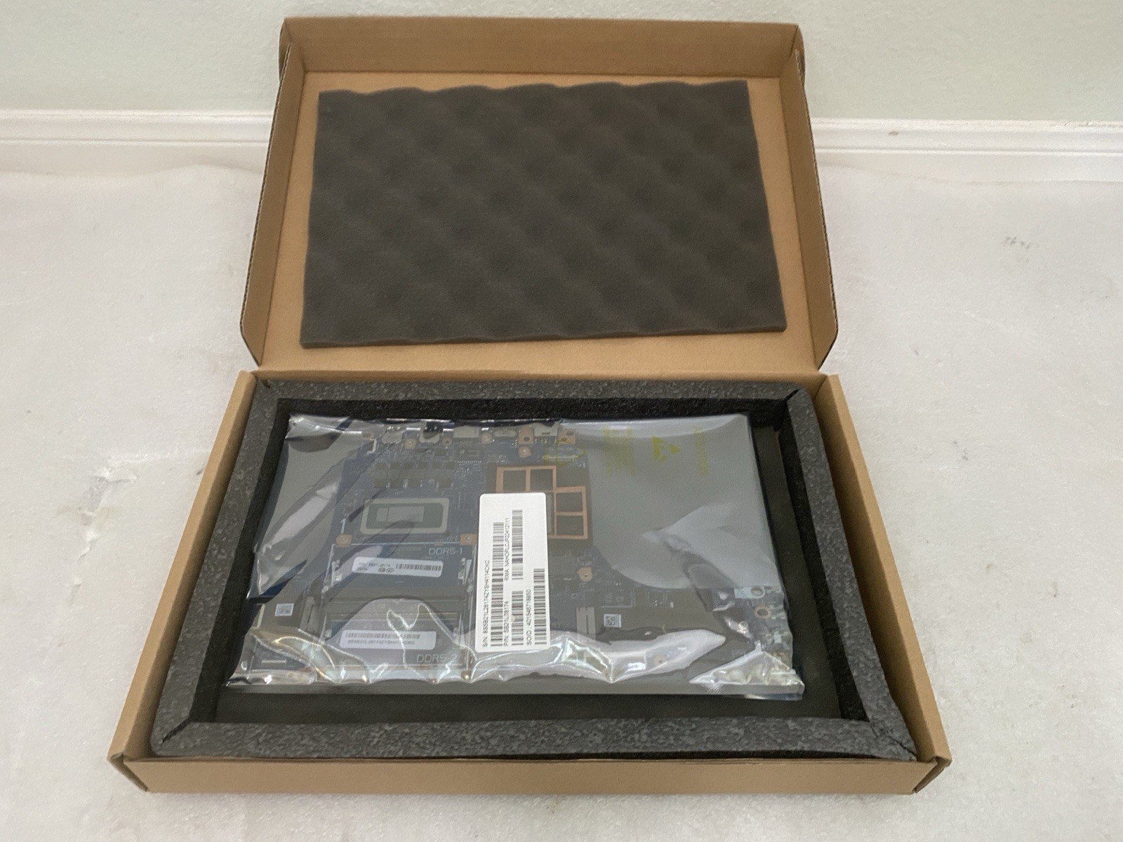 Lenovo LOQ 15IRH8 16IRH8 Motherboard i7-13700H RTX 4060 5B21L28174 LA-M542P New