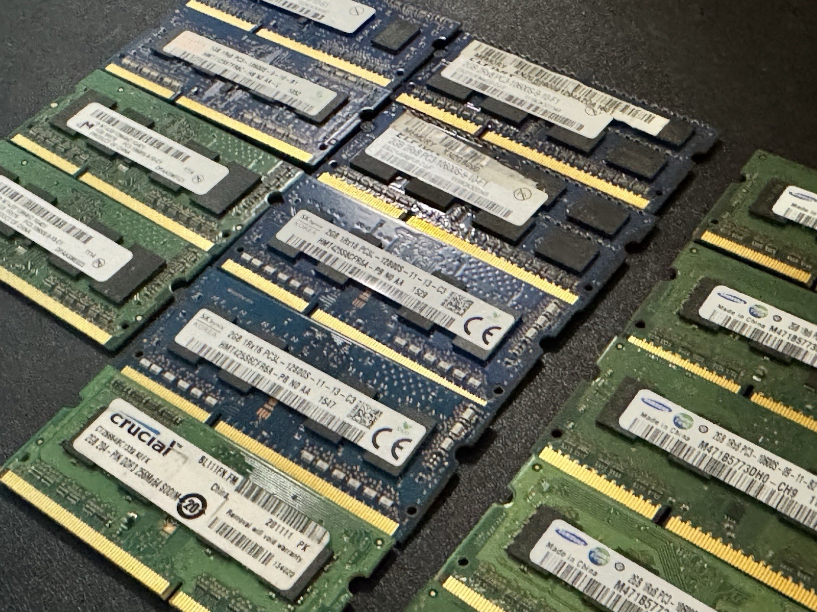 Lot of 10 x 2GB DDR3 Laptop Mix Brands Samsung Micron SK Hynix Memory SODIMM RAM