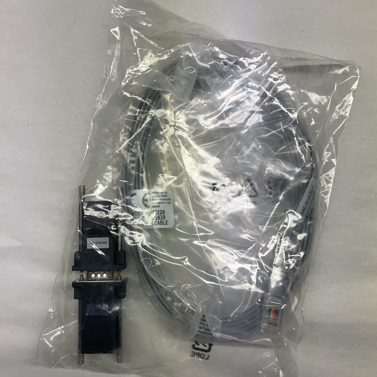 New Sealed 690226  AVOCENT MODULAR NETWORK CABLE 10FT