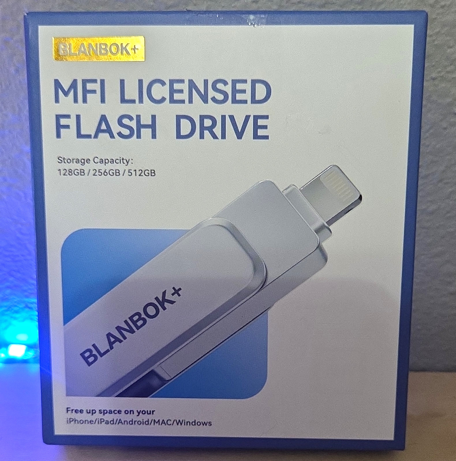 BLANBOK+ MFi Licensed Dual-Drive USB-C/Lightning Flash Drive Silver 128GB
