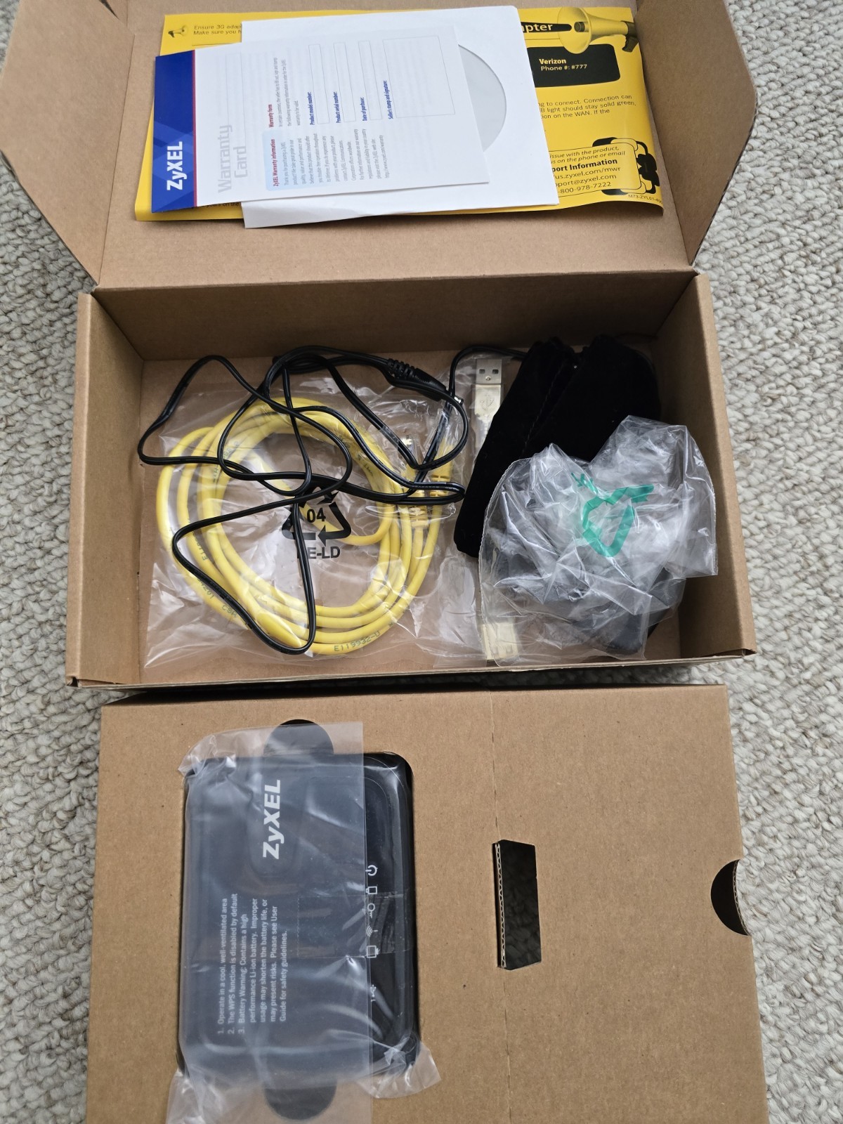Mobile Wireless Router ZyXEL MWR211 802.11n Battery Powered 3G/4G NEW IN BOX
