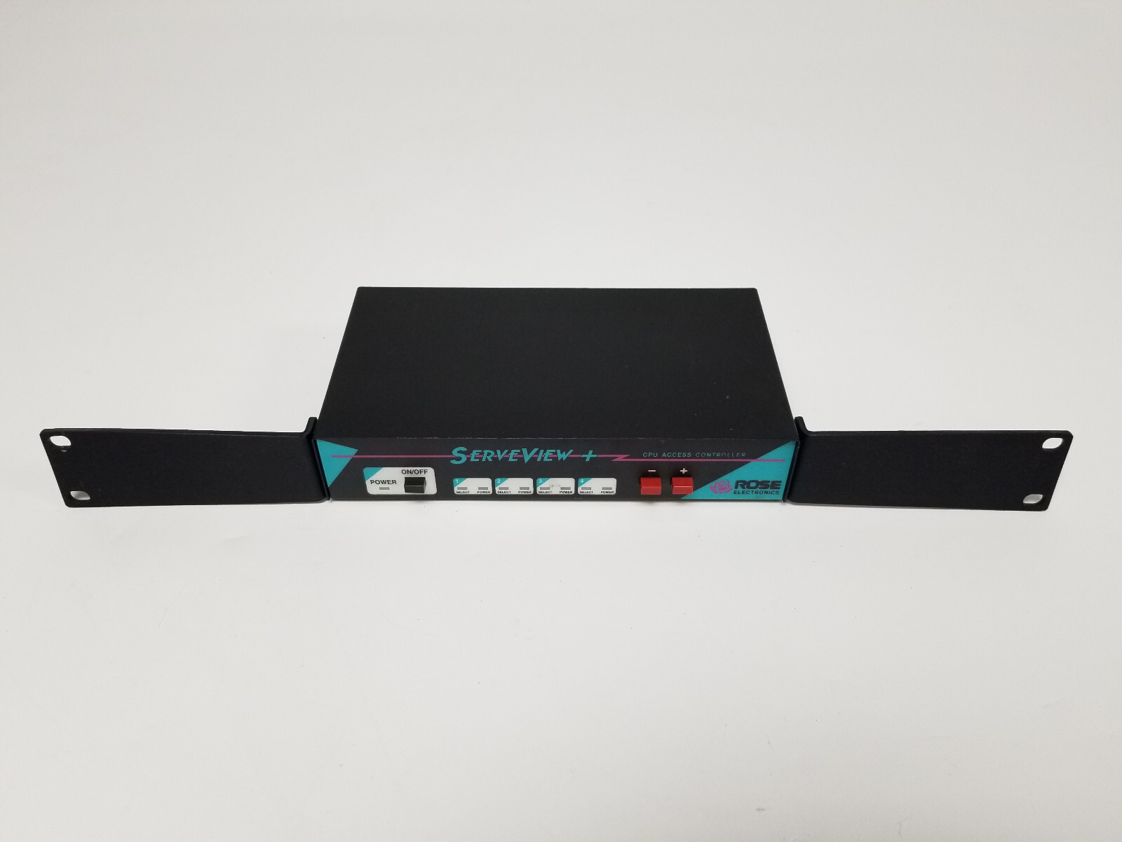 Vintage Rose Electronics SPM-4U ServeView KVM Switch (No Power Adapter)