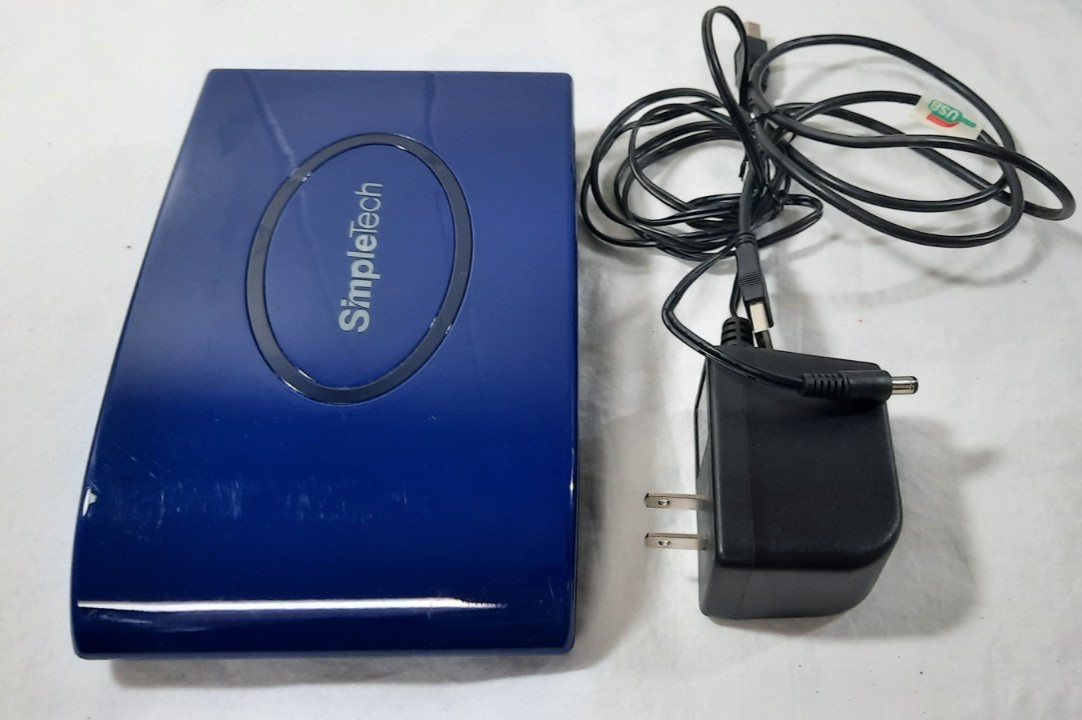 SimpleTech SimpleDrive 320GB USB 2.0 3.5" External Hard Drive Pininfarina