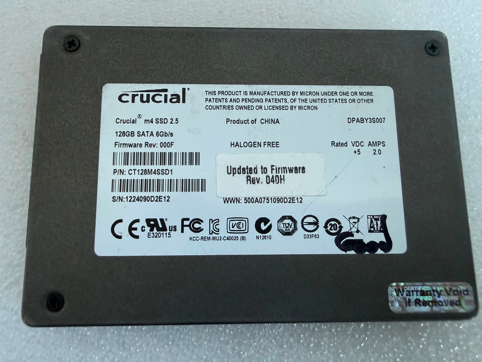 Crucial m4 128GB SATA 6Gb/s 2.5-inch Internal SSD  CT128M4SSD1