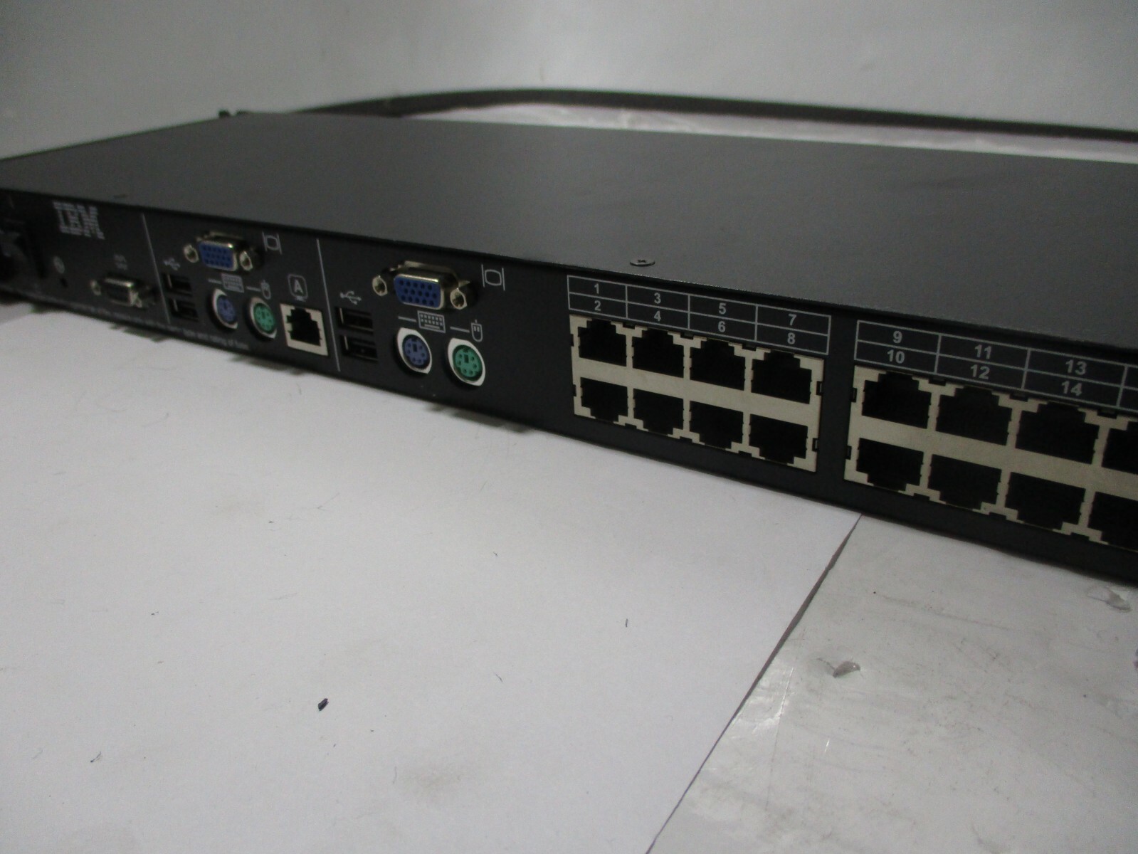 IBM 41Y9315 41Y9318 16 Port KVM Switch 1735-4LX 1735-HC1 