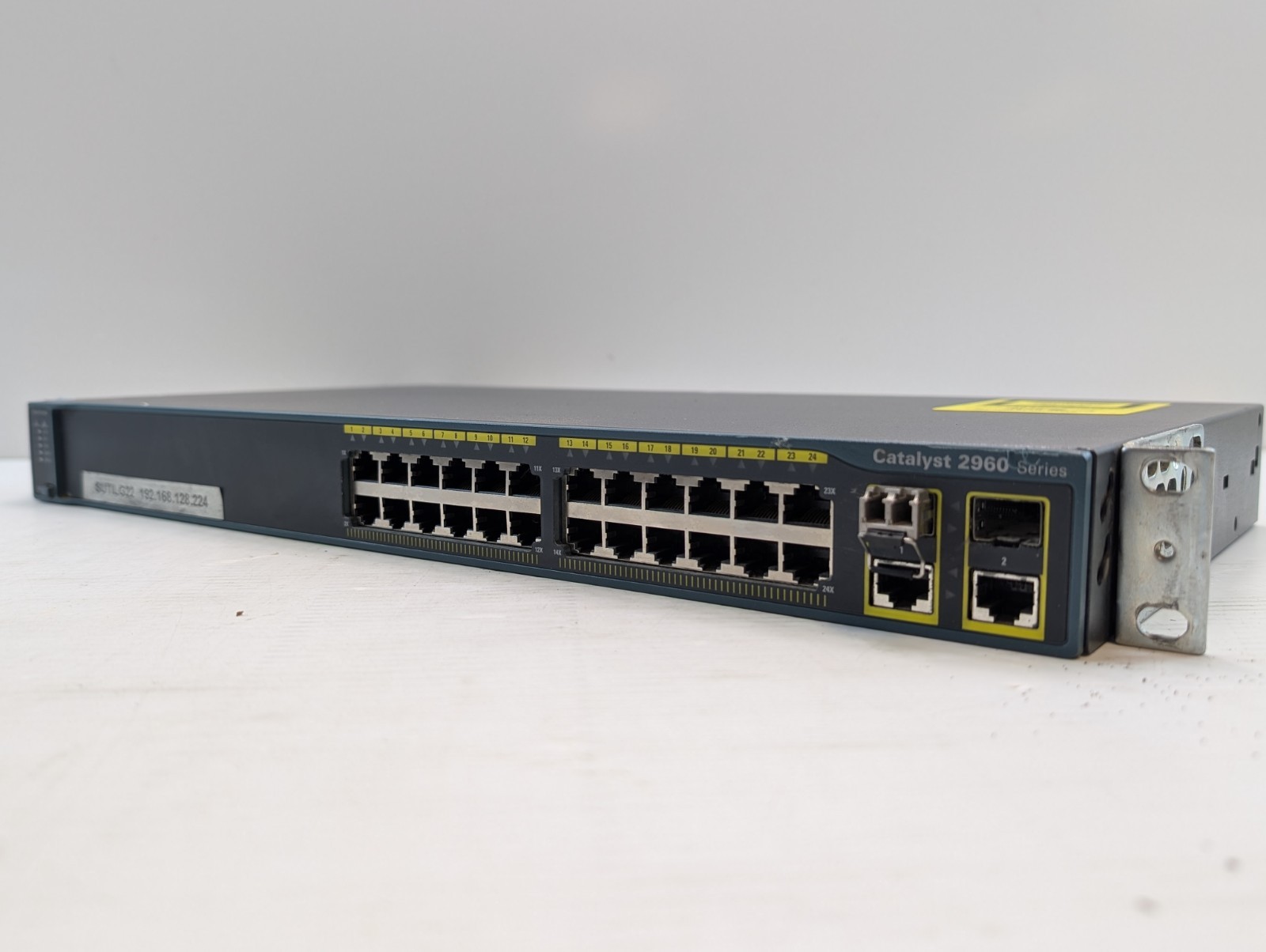CISCO CATALYSTV 2960 WS-C2960-24TC-L VO2 Ethernet Switch 24-Port 10/100