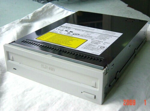 Sony SMO-F551 -SD 5.2GB Internal SCSI 50 Pin MO Optital Drive
