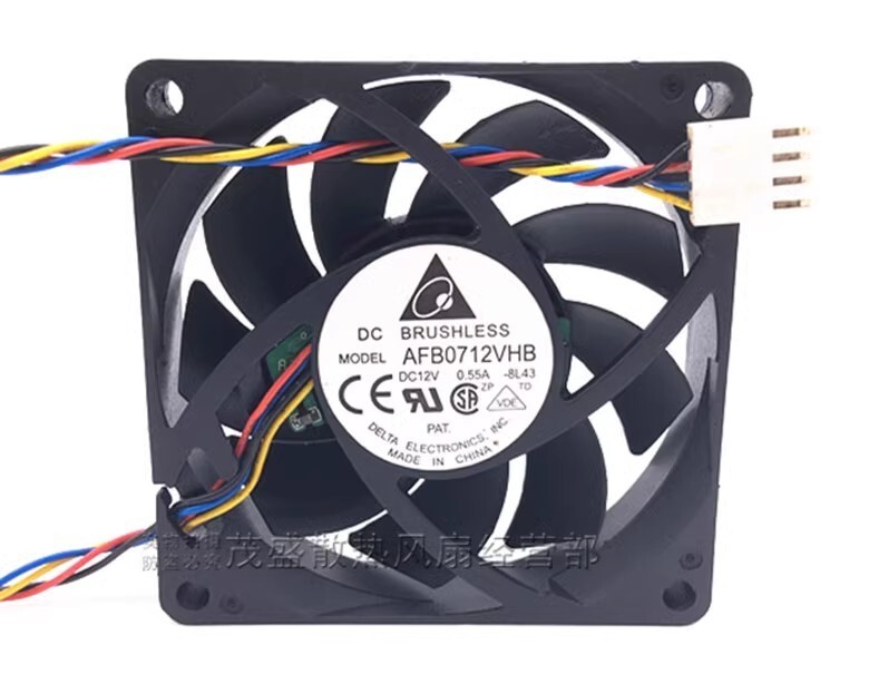 Delta AFB0712VHB DC12V 0.55A 70*70*15MM 4-Pin PWM Large Airflow Cooling Fan