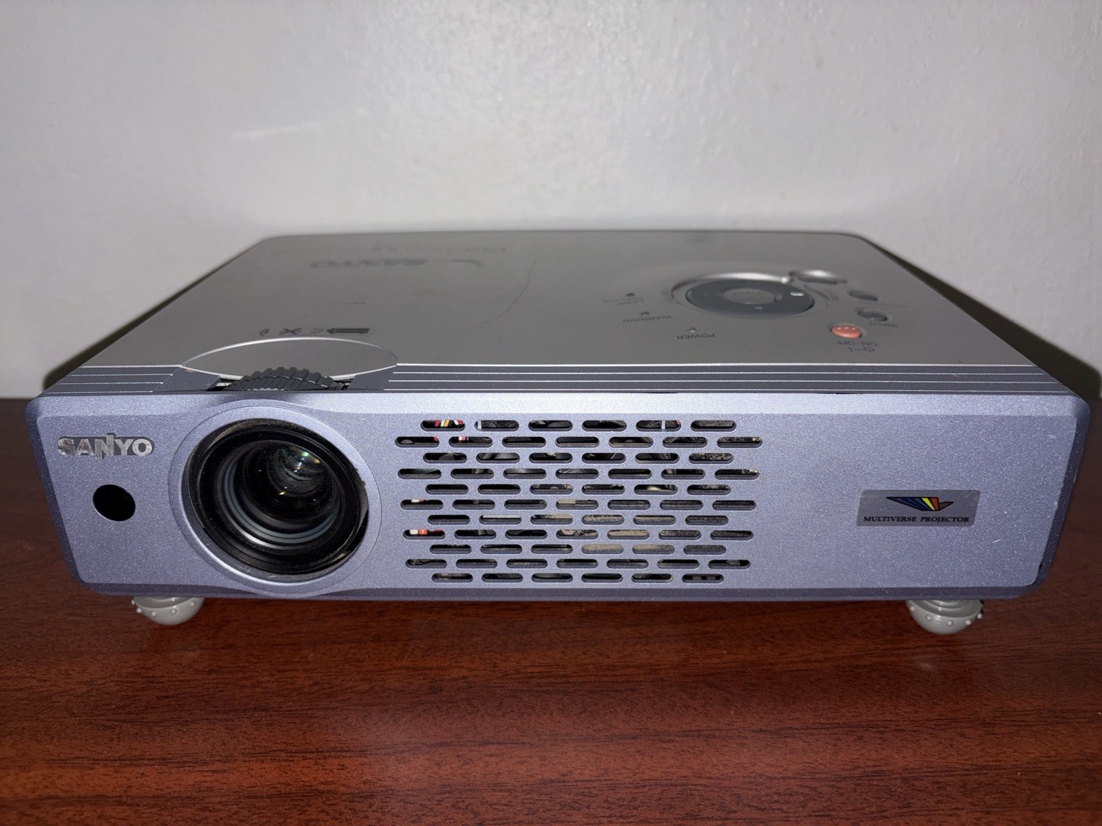 Sanyo PLC-XU48 LCD Multimedia Projector XGA Office Classroom Untested AS-IS