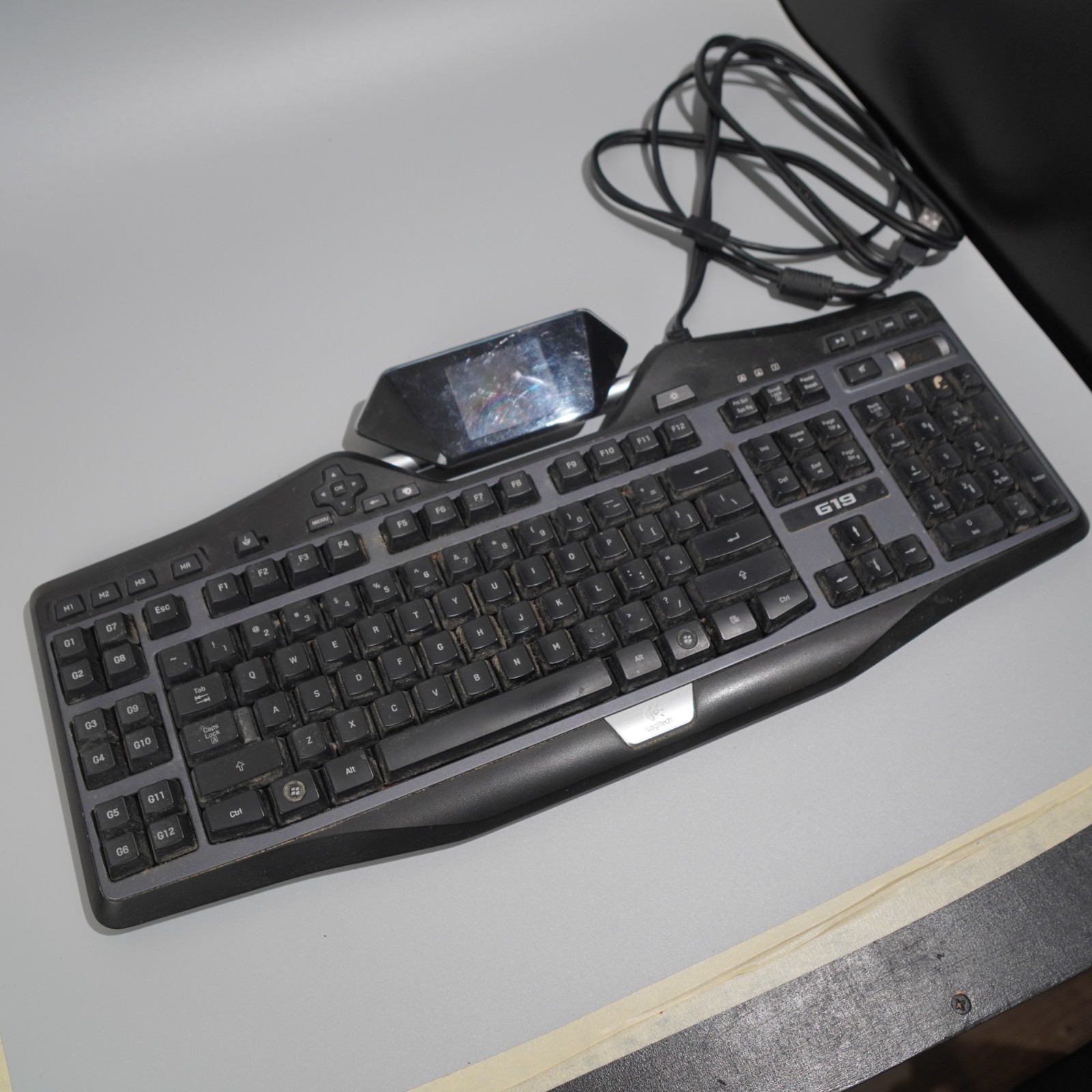 Logitech G19 Gaming LED Programmable Display Keyboard Y-U0005 (NO A/C Adapter)