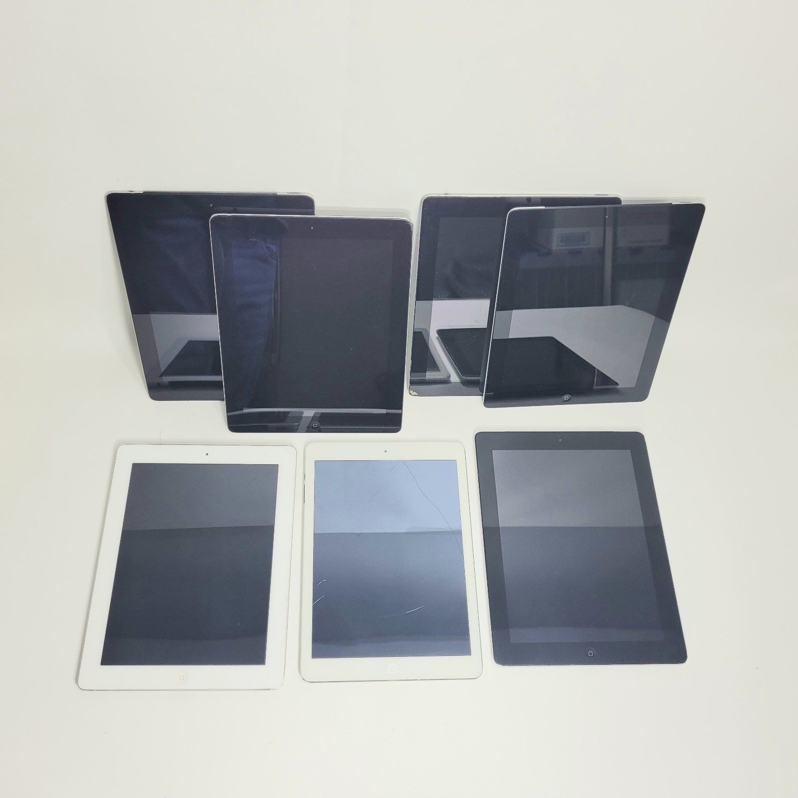 7x Apple iPad A1474 A1430 A1396 A1395 AS IS NOT TESTED Lot of 7