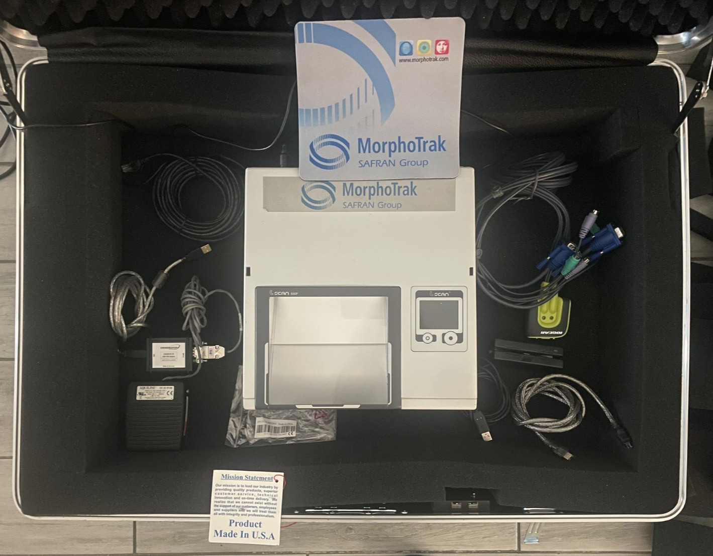 Crossmatch L Scan 500P Fingerprint Scanner,Cables and PLATT TSA004 Foam Case