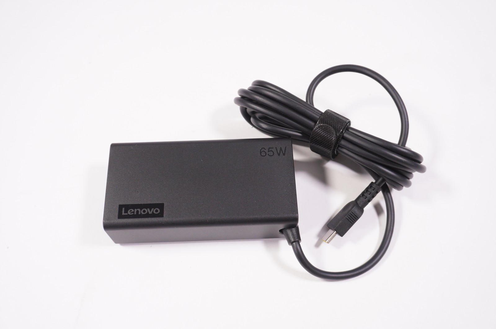 5A11J62092 Lenovo 65W 3.25A 2V USB Type C Adapter 83DK000AUS