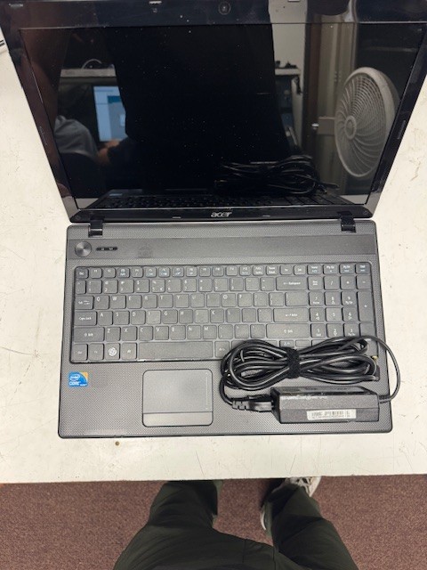 Acer Aspire 5742 15.6" Laptop i5 M460 6GB RAM 120GB SSD FRESH WINDOWS 10 PRO
