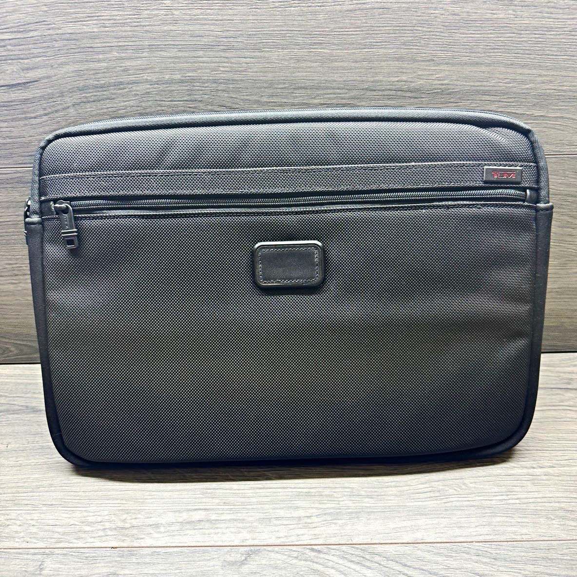 TUMI 13 in Laptop Sleeve Case Black Solid Nylon Padded Zip Closure *New*