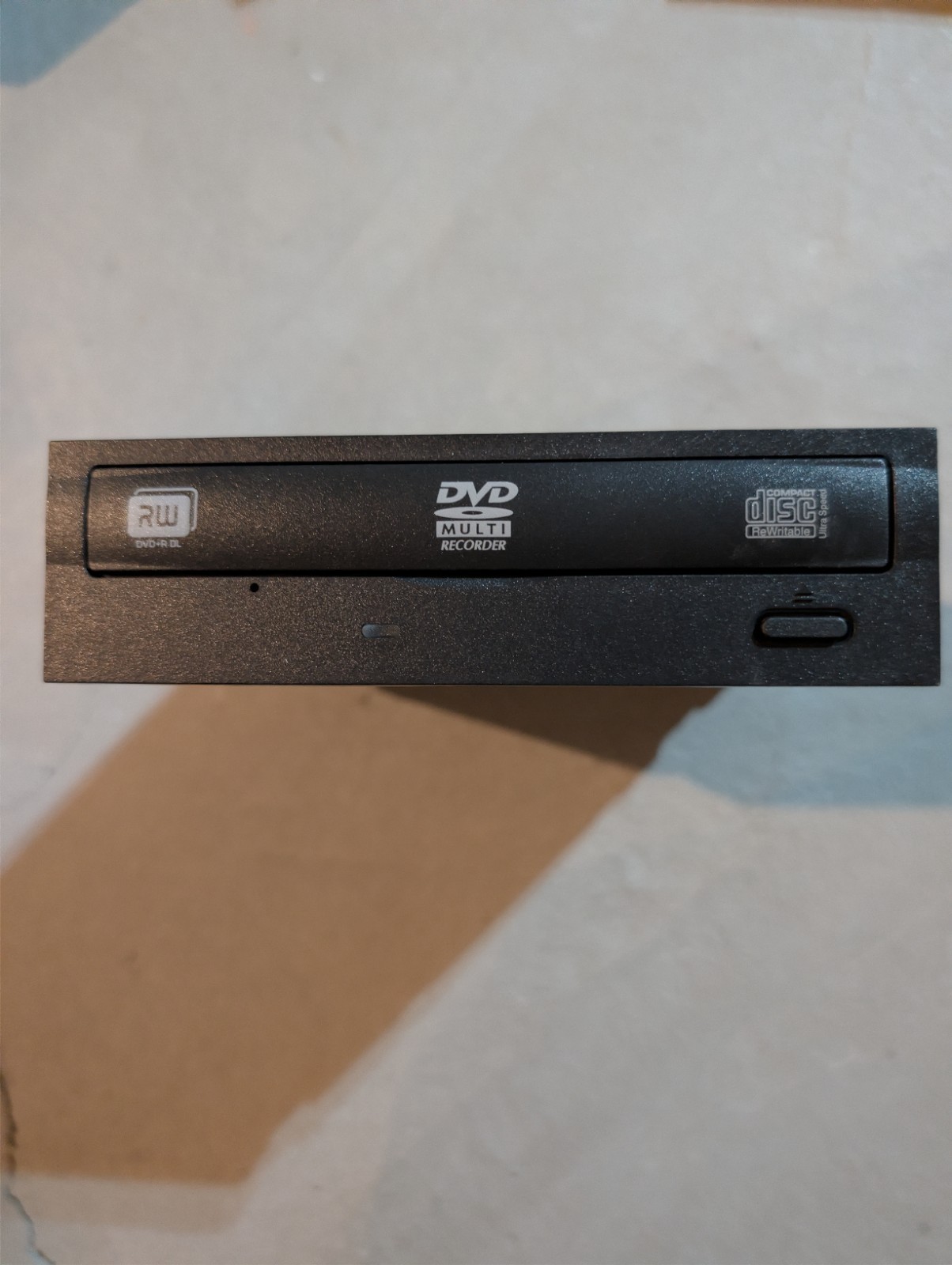 LITE-ON DH-20A4P DVD/CD RW DRIVE 16X  IDE PATA Internal 5.25"