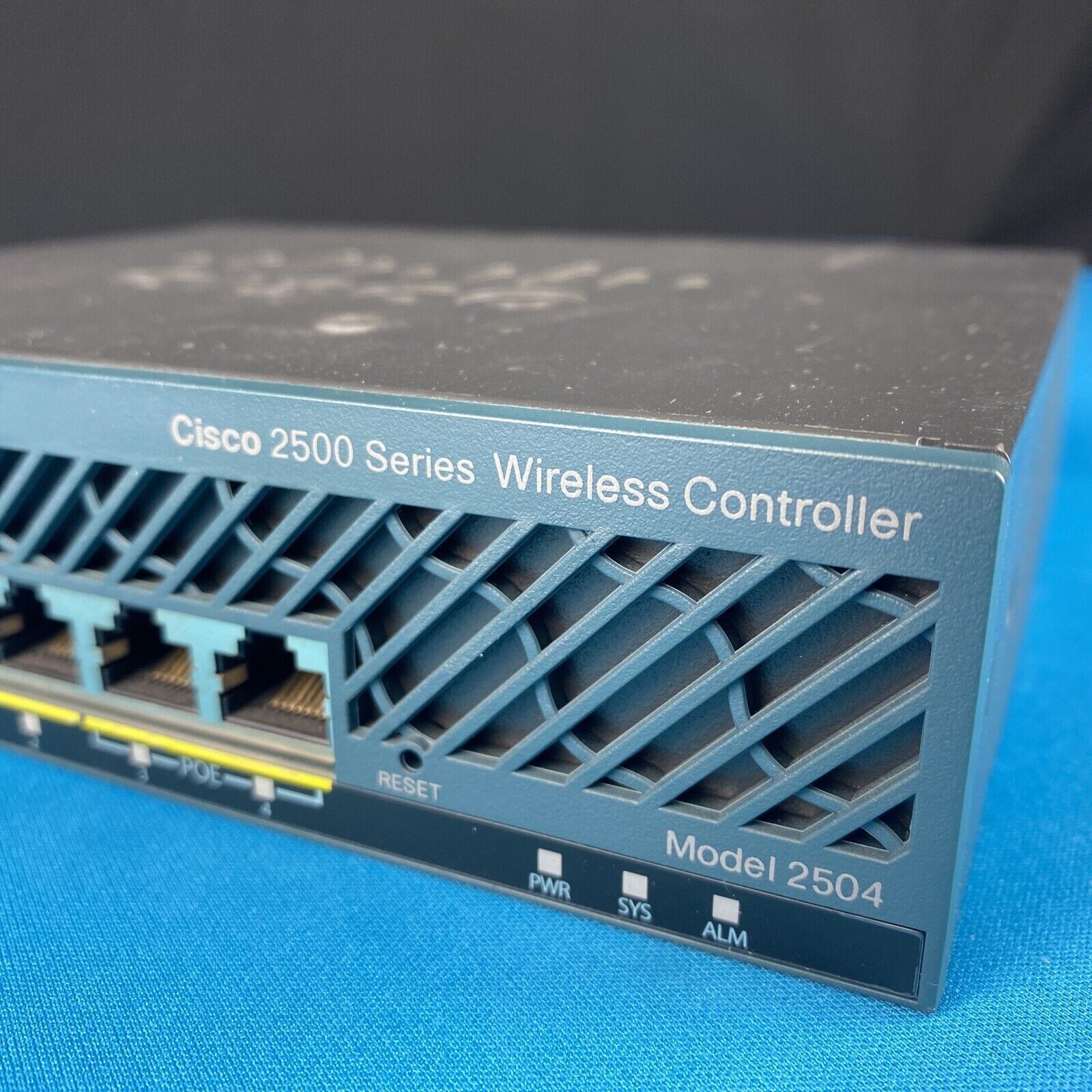 Cisco 2504 AIR-CT2504-HA-K9 Cisco Wireless Controller no power supply