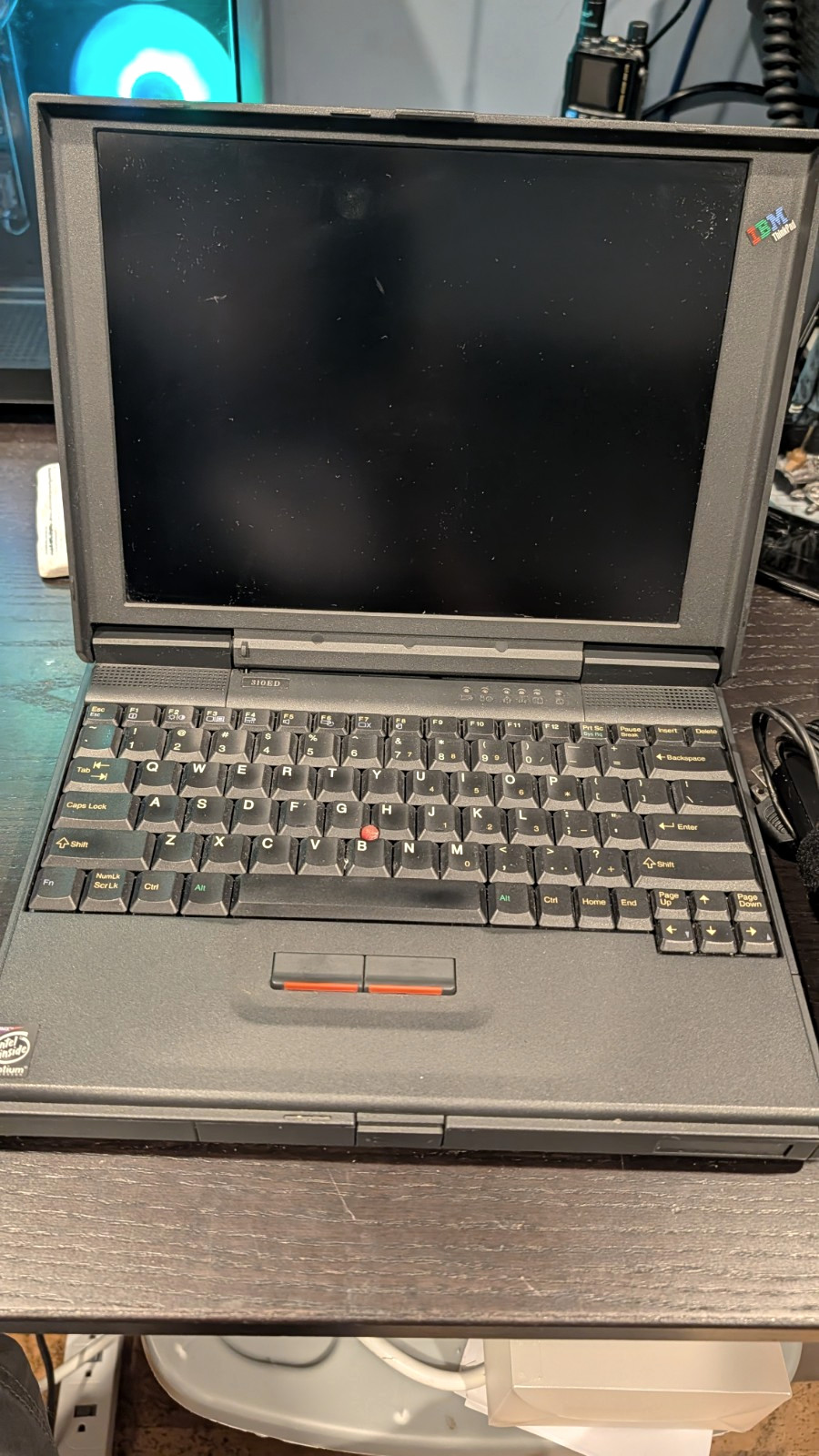 IBM ThinkPad 310ED 10.4in Pentium 133MHz 48MB Win98 1.3GB HDD