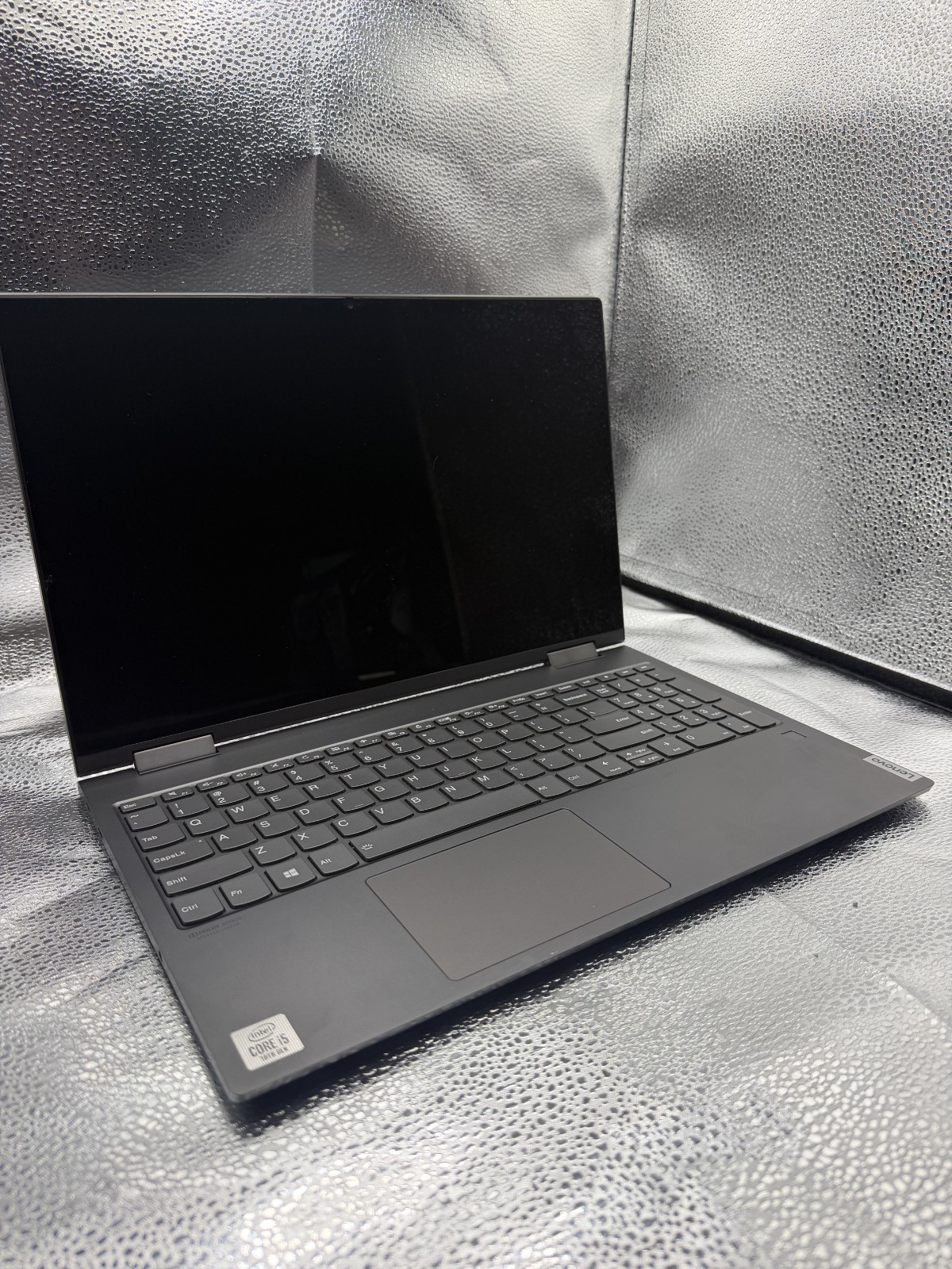 Lenovo Yoga C740-15IML 15.6 inch (256GB, Intel Core i7 10th Gen., 1.8GHz, 12GB)