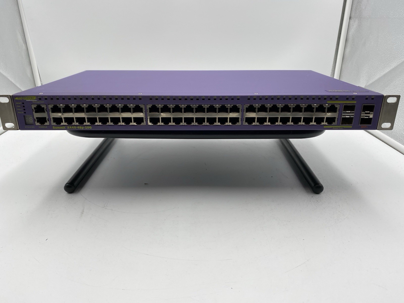 Extreme Networks Summit X440-48P-10G 48-port Gigabit Network Switch