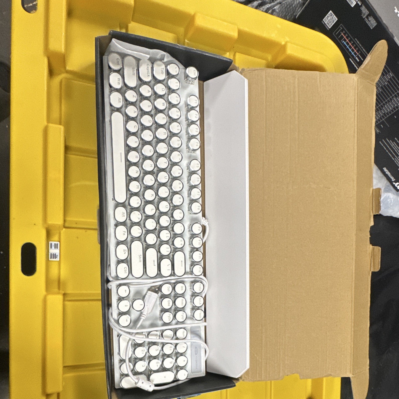 MAGEGEE MK-STORM Mechanical Wired USB Illuminated Keyboard White English QWERTY