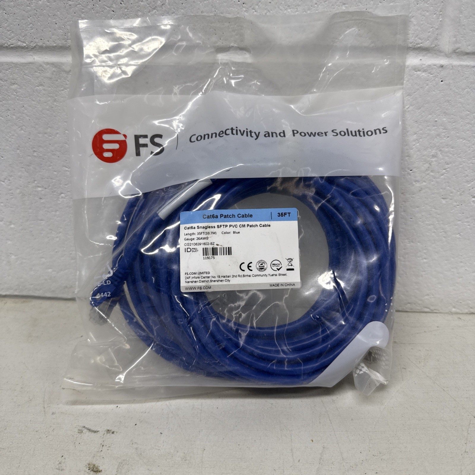 FSCOM Cat6a CM Patch Cable SFTP Snagless 35 Ft