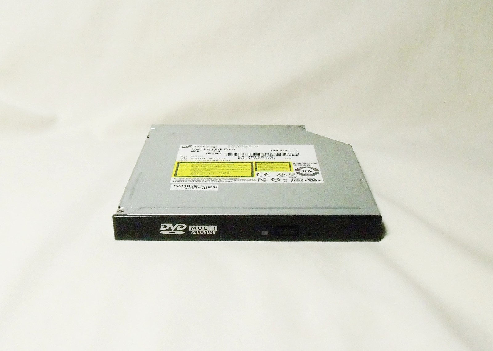 H-L Data Storage Super Multi DVD Writer Drive GTC0N (BFIK100)