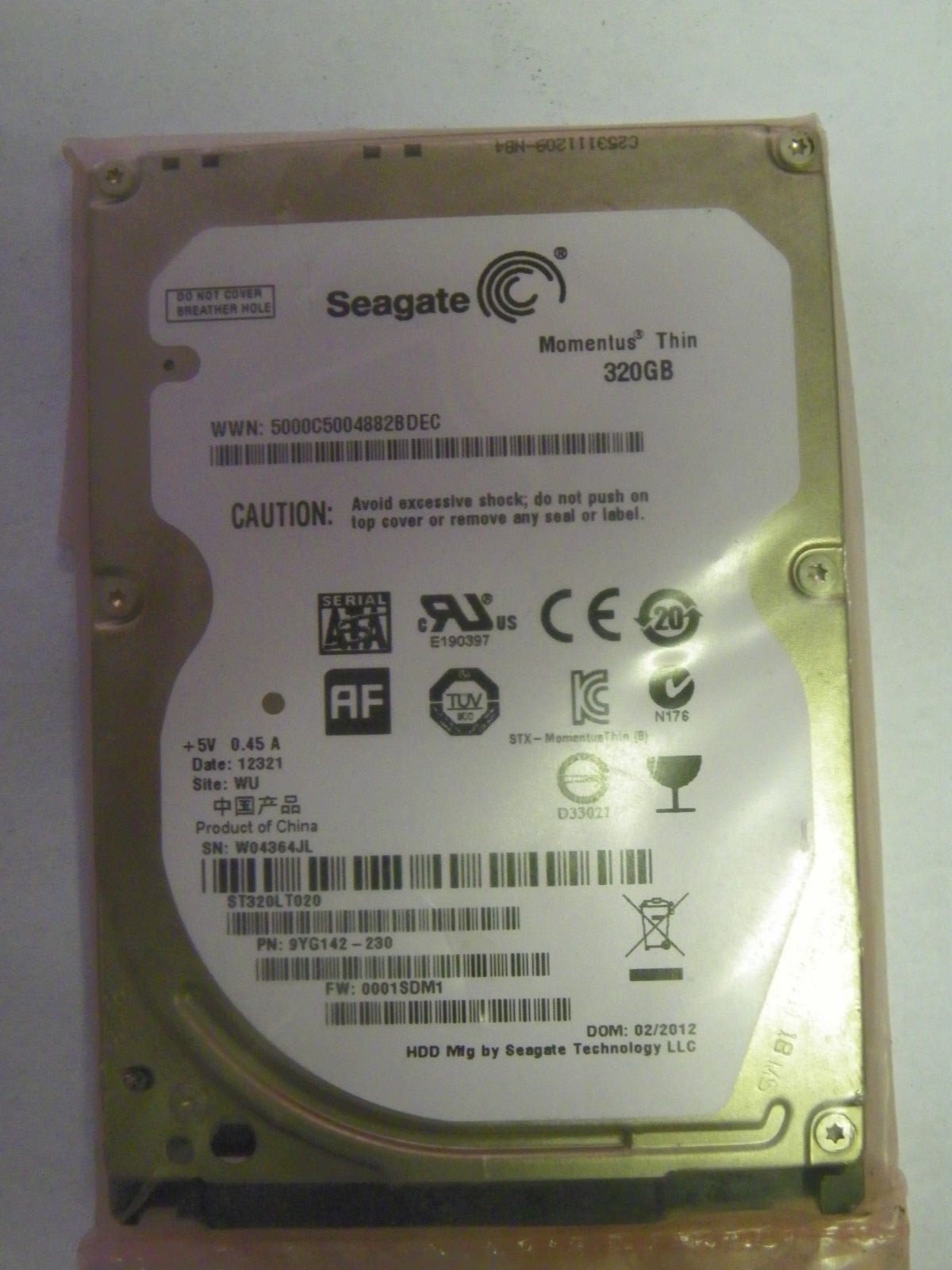 Seagate ST320LT020 P/N:9YG142-230 FW:0001SDM1 WU Laptop 320GB 2.5" 7mm SATA HDD