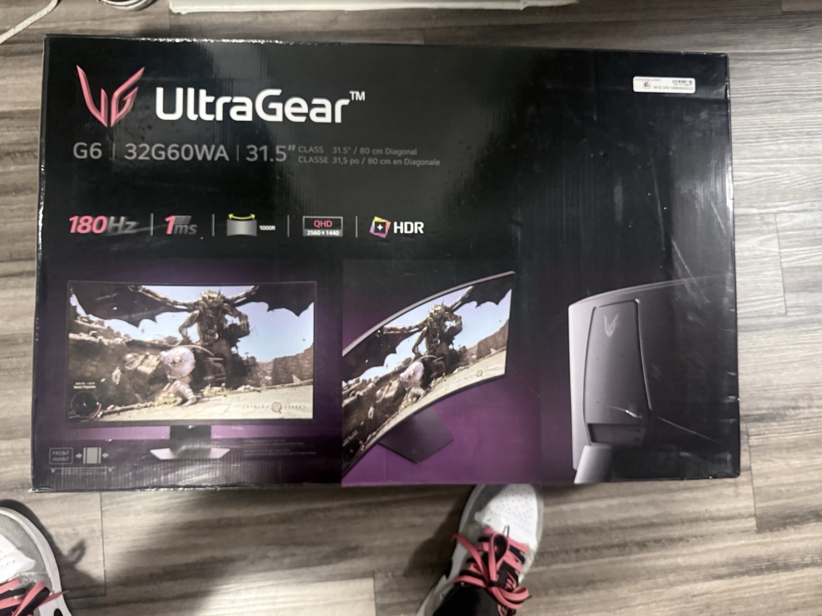 LG UltraGear 32G60WA 31.5" Curved QHD VA 180Hz 1ms HDR Gaming Monitor