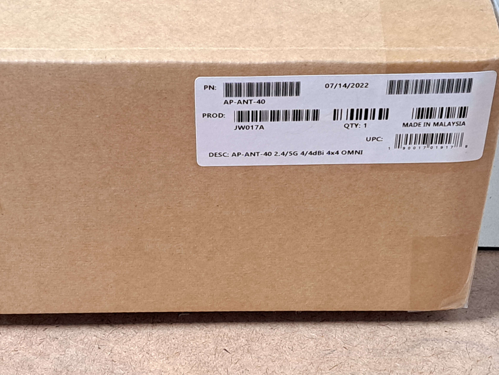 Aruba JW017A AP-ANT-40 2.4/5G 4/4dBi 4x4 Indoor OMNI-Directional MIMO Antenna