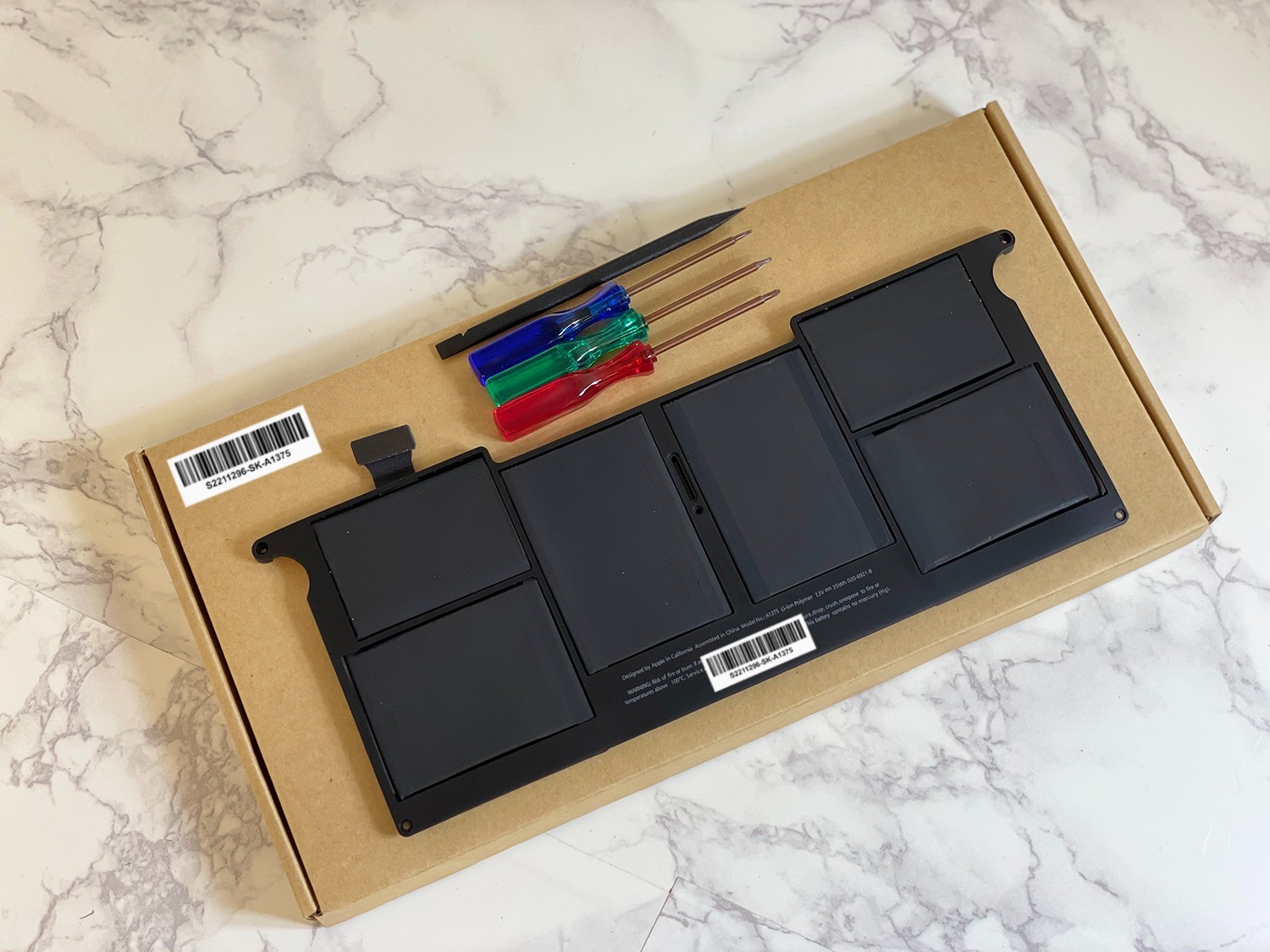 NEW A1375 Battery Late 2010 Apple MacBook Air 11 A1370 A1375 661-5736 Battery