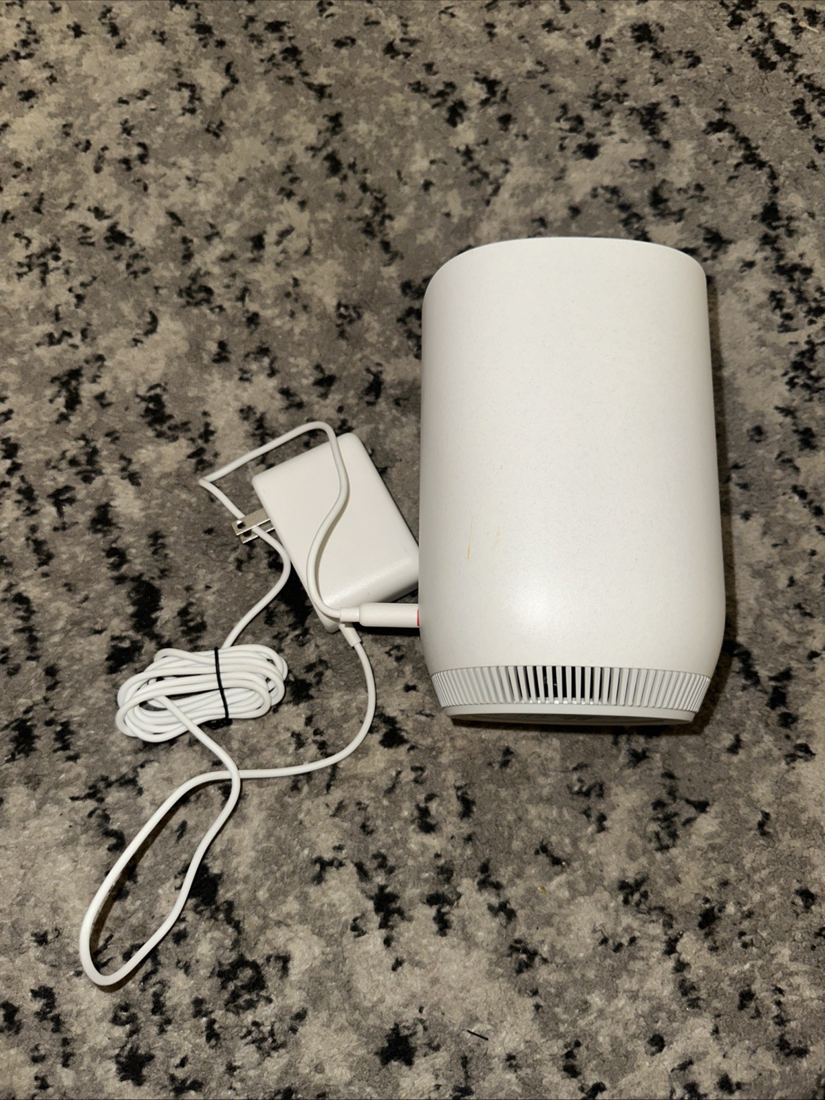 Xfinity Storm-Ready WiFi XLE-WN Model WNXL-11BWL No Battery Backup