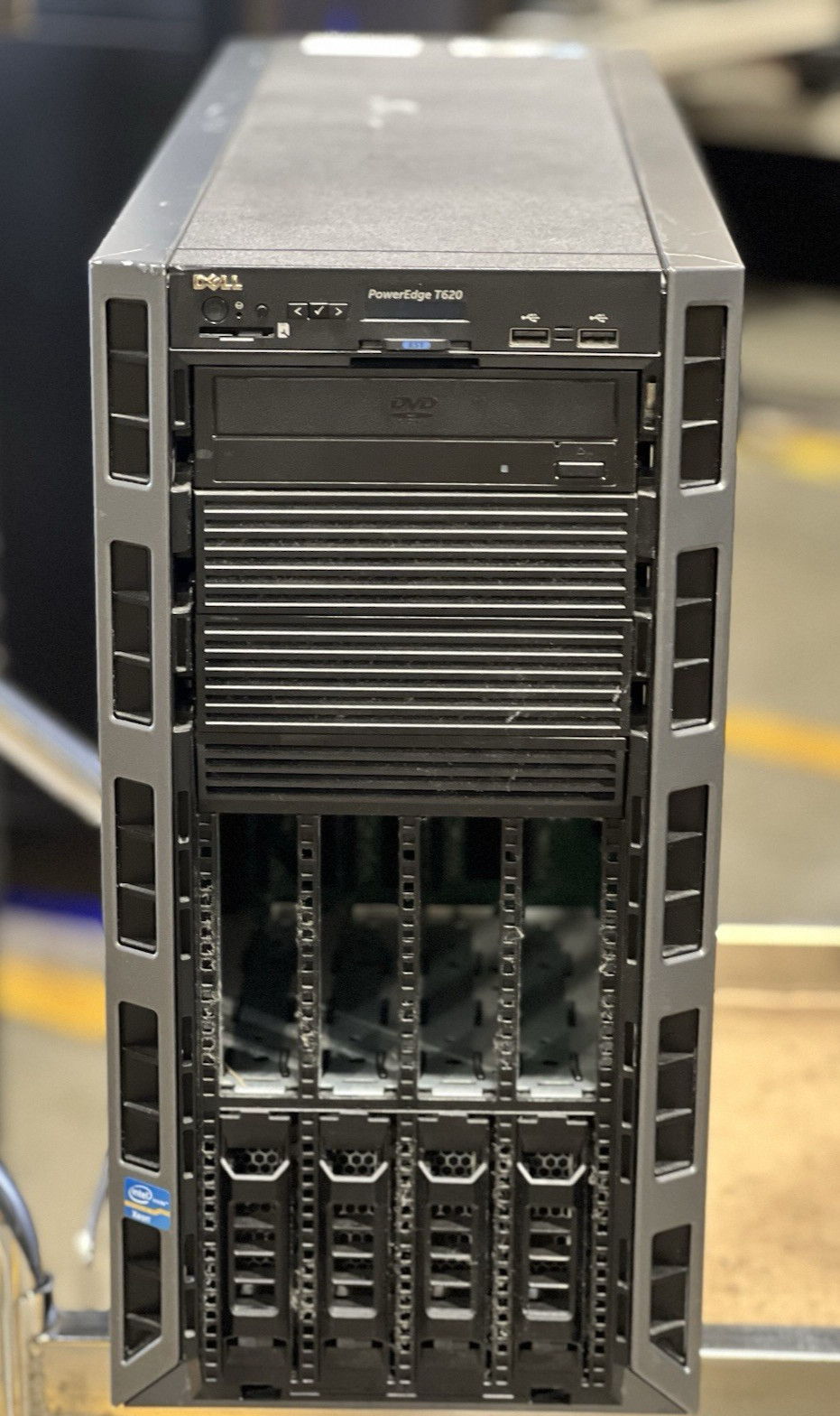 Dell PowerEdge T620, CPU E5-2630 v2 @ 2.60GHz, 12GB RAM-No HDD/Power Cable 