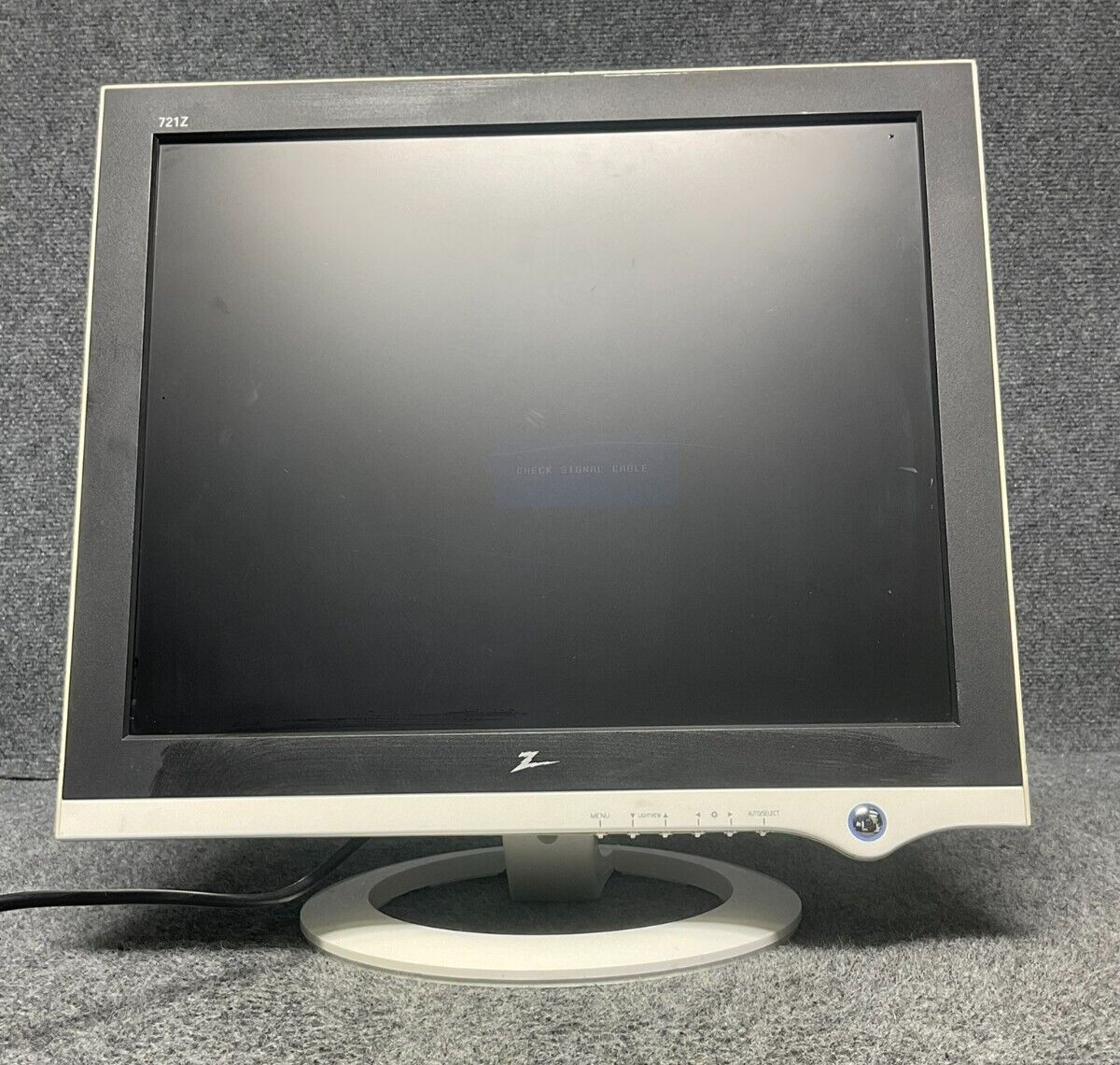 LG L17NB-2 20 inch LCD Monitor VGA Desktop Computer Used