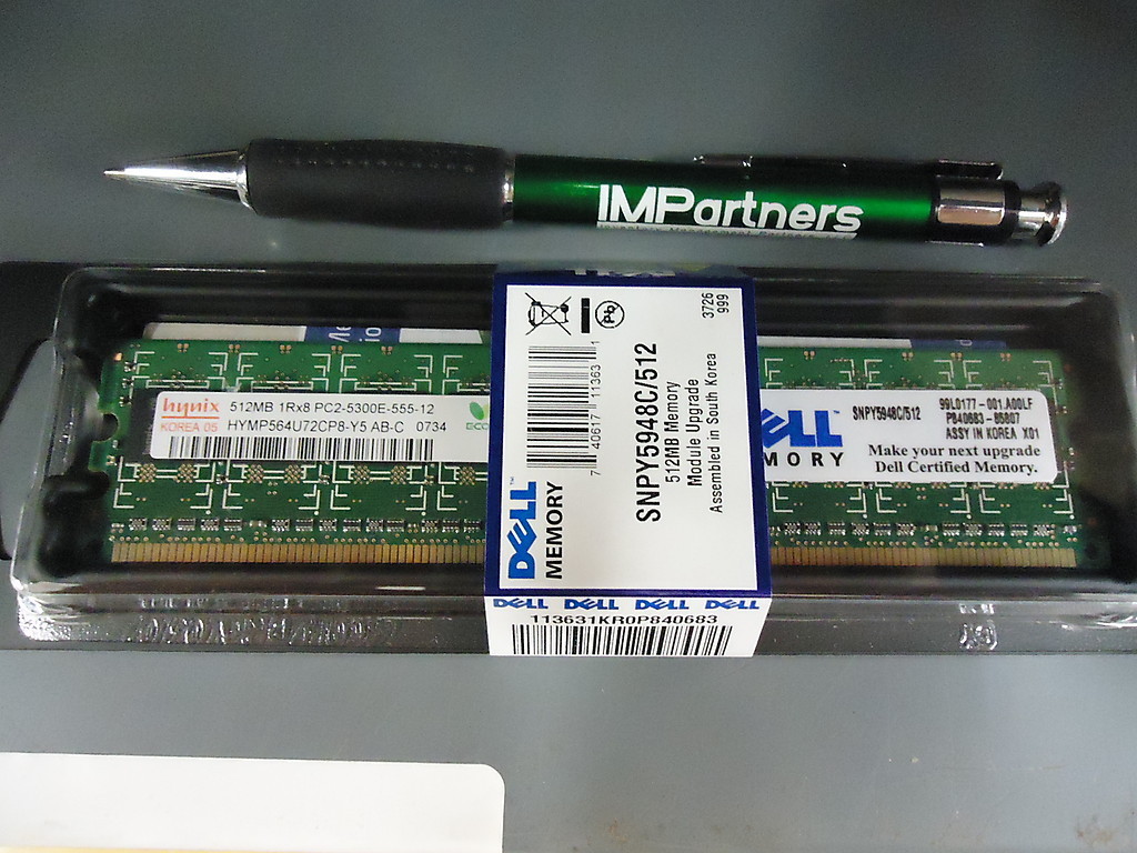 Dell SNPY5948C/512 512MBx2 1GB PC2-5300 667MHz DDR2 SDRAM Brand New 2 Pieces