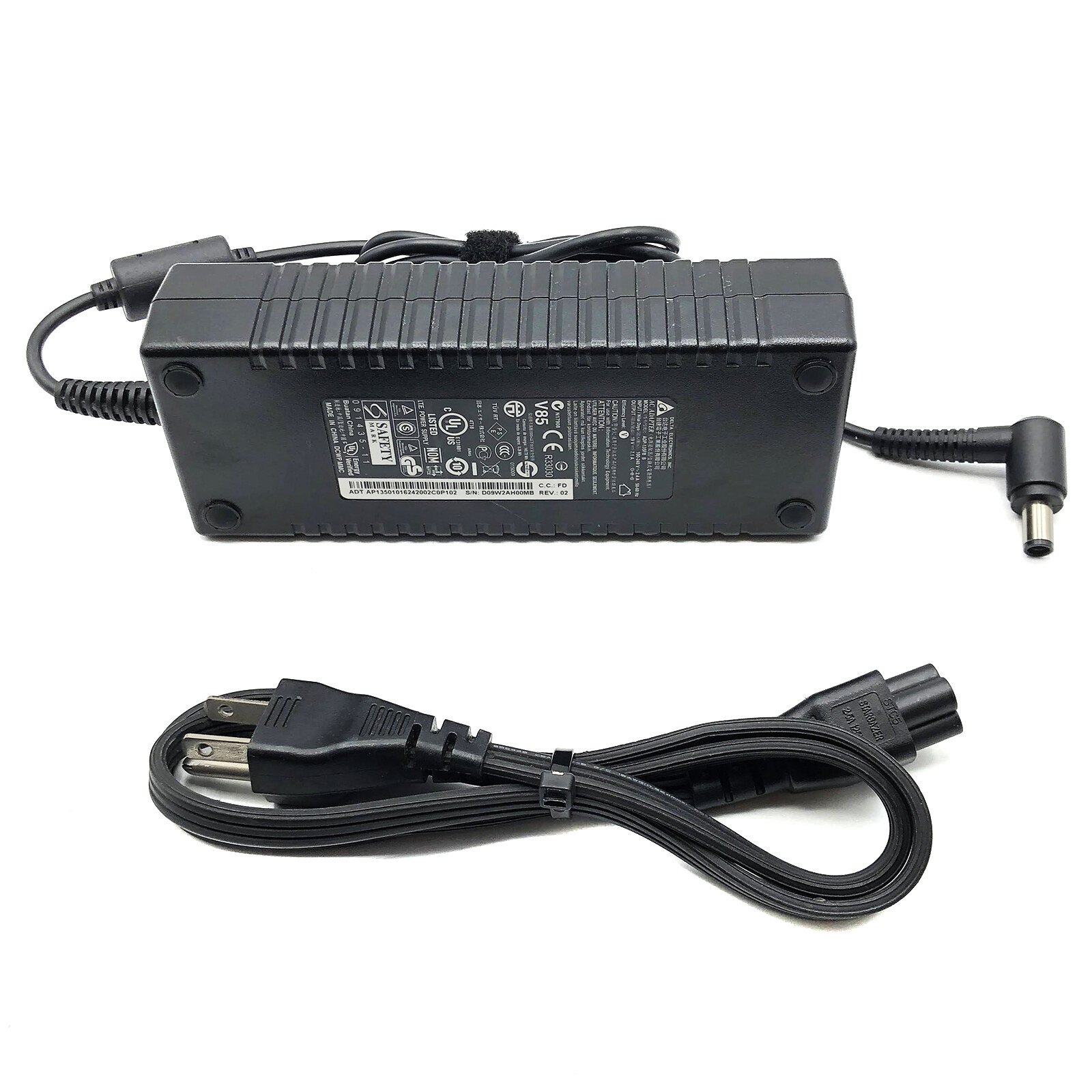 Genuine Delta ADP-135FB B AC Adapter 19V 7.1A Power Supply 135W