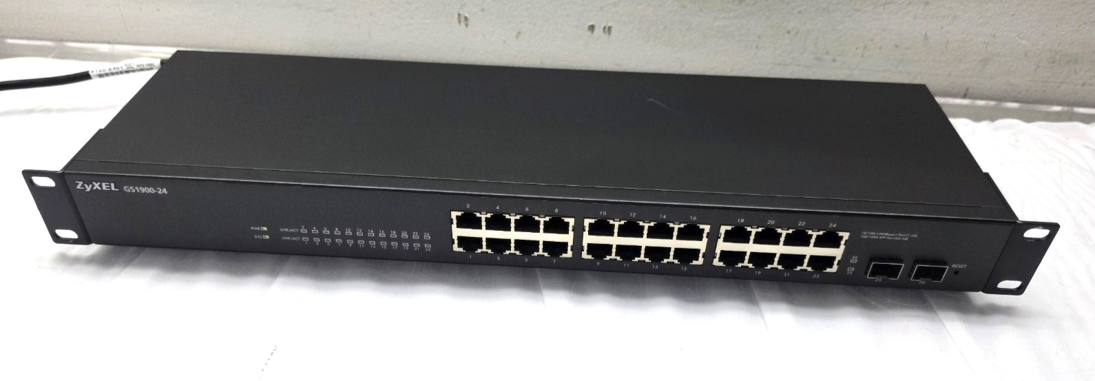 ZYXEL GS1900-24 - 24-port GbE Smart Managed Switch - Excellent H32