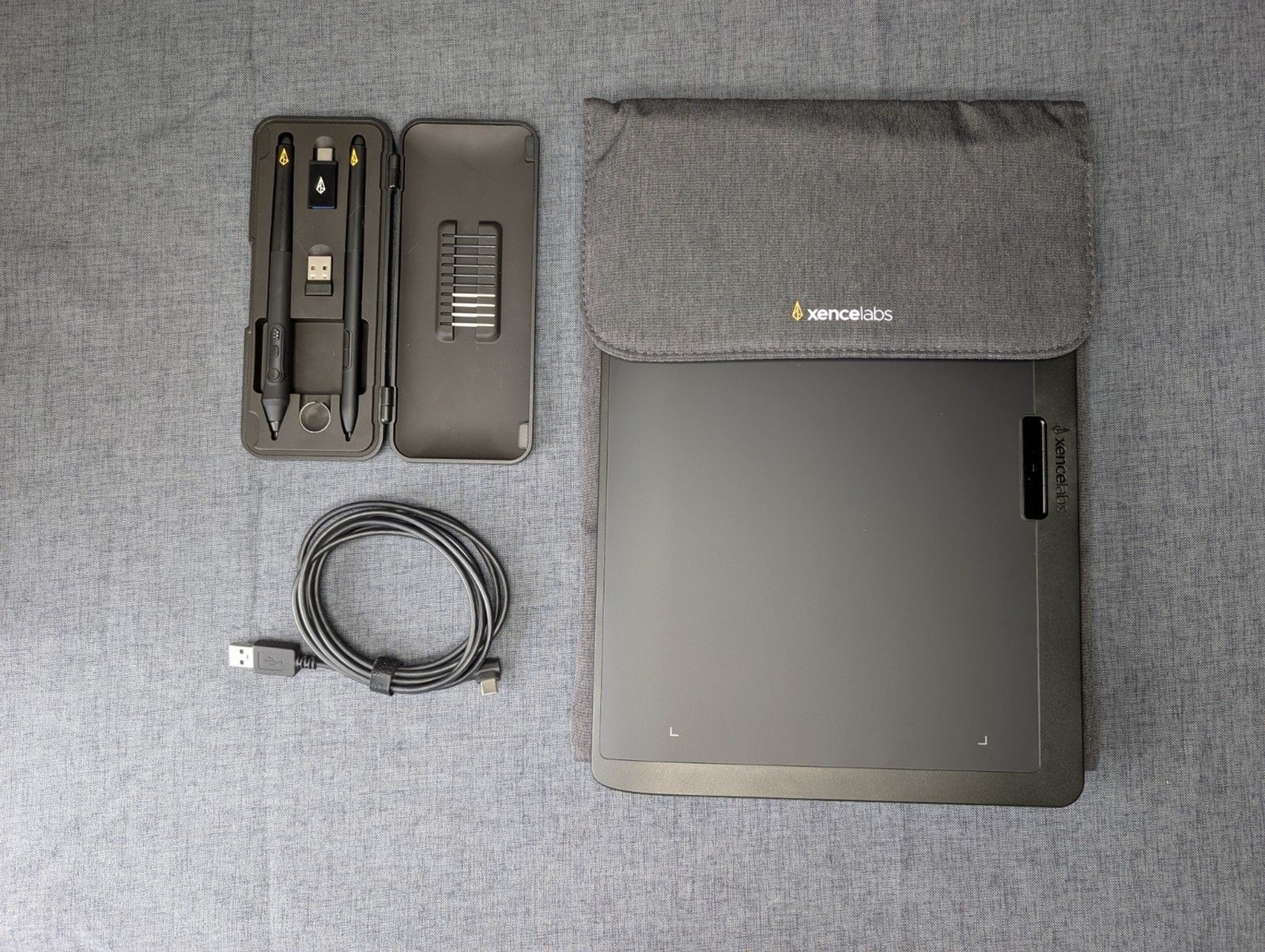 XenceLabs Drawing Pen Tablet Medium V2 Barely Used Artist Pad Lag Free