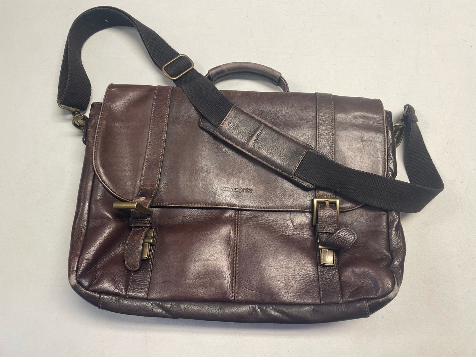 Vintage Brown Leather Samsonite Messenger Bag Laptop