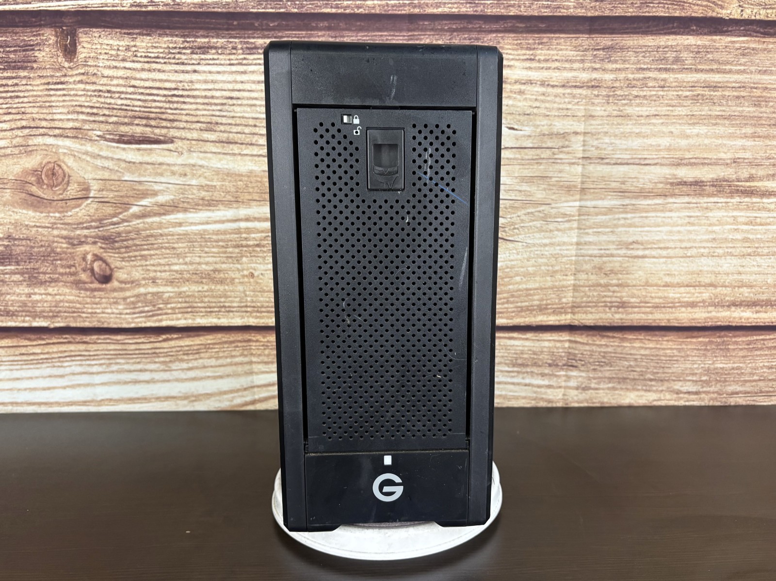 G-Technology G-SPEED Shuttle XL 8-Bay Thunderbolt 2 RAID  (No HDD/CADDIES)