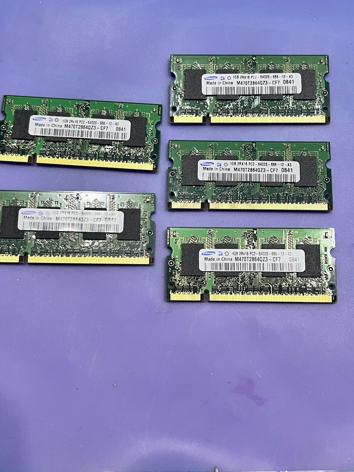 M470T2864QZ3-CF7 SAMSUNG LAPTOP MEMORY 1GB 2RX16 PC2-6400S-666-12-A3 (CA611)