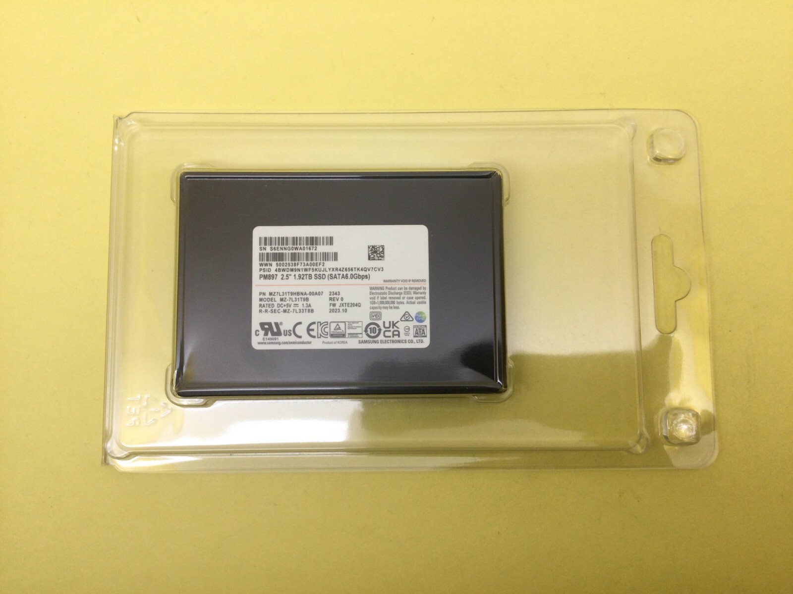 Samsung PM897 1.92TB SATA 6Gb/s 2.5" SSD MZ-7L31T9B New