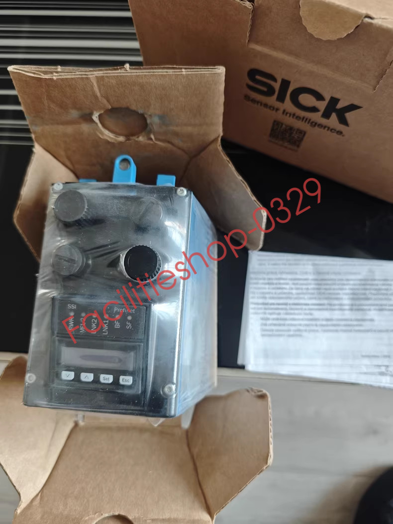 New SICK DL100-21AA2213 laser ranging DHL/FedEx