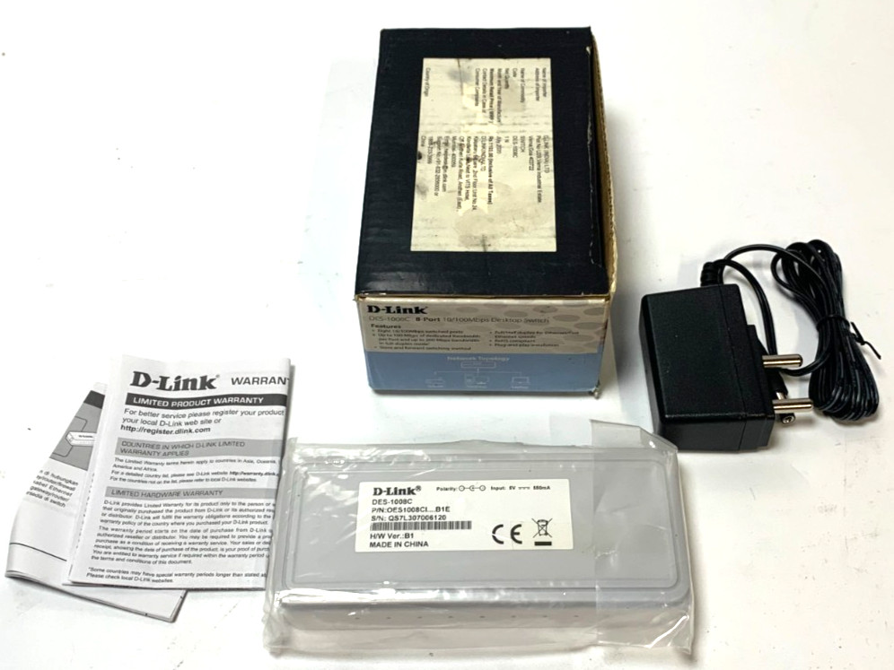 D-Link DES-1008C - Network Switch, Unmanaged, Fast Ethernet (10/100), White