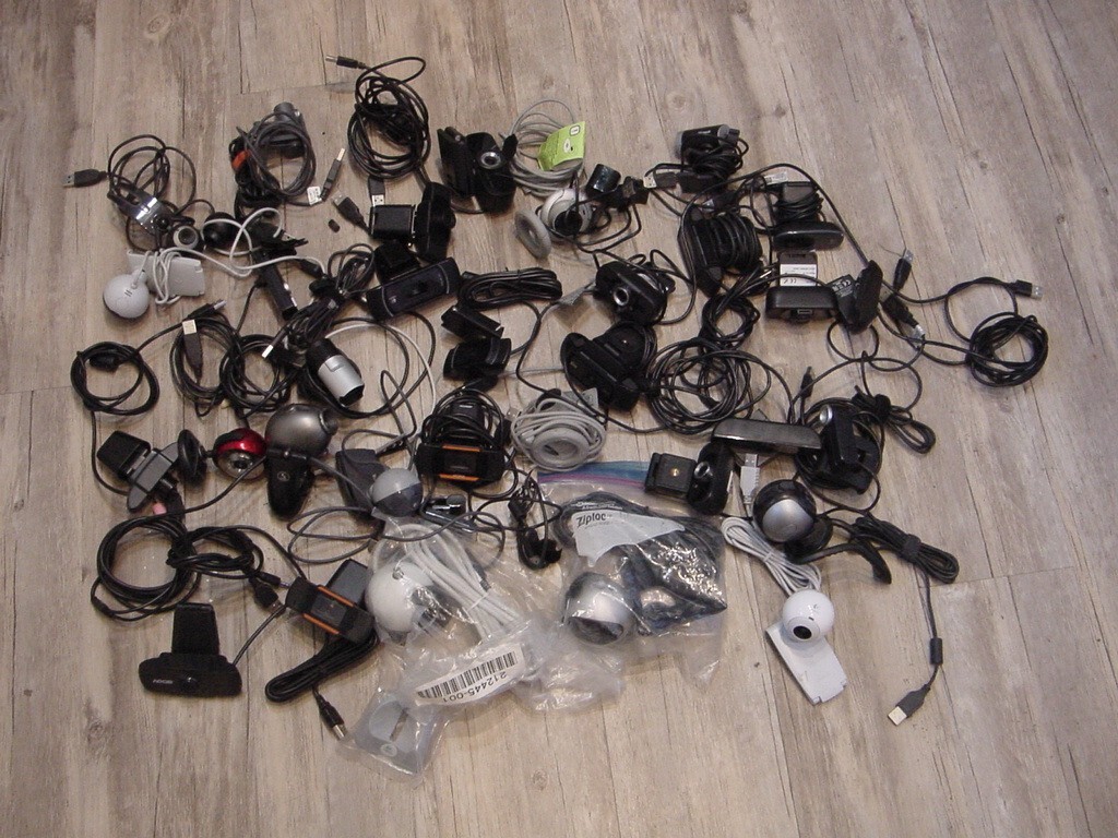 36 WEB CAMERAS WEBCAMS - LOGITECH MICROSOFT & OTHER BRANDS