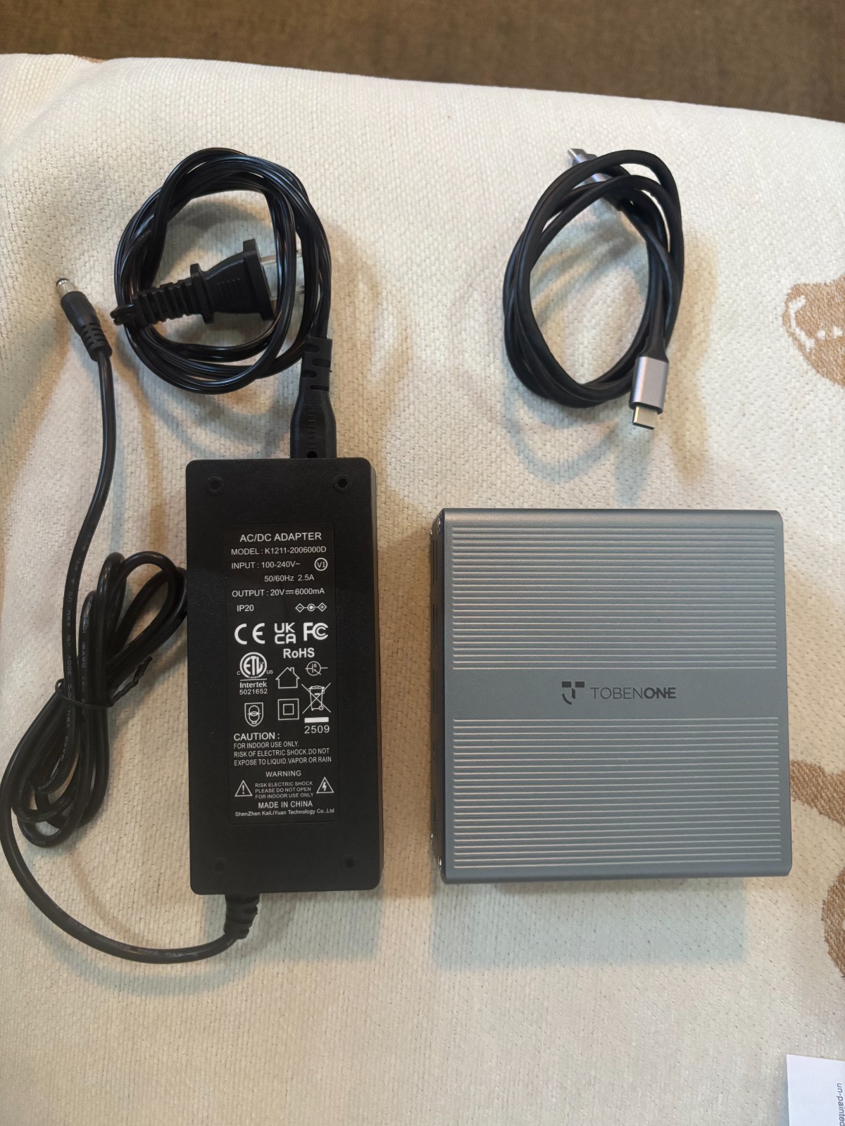 TobenONE DisplayLink Dock Triple 4K Monitor 18-Port USB-C TB4 w/ 120W Adapter